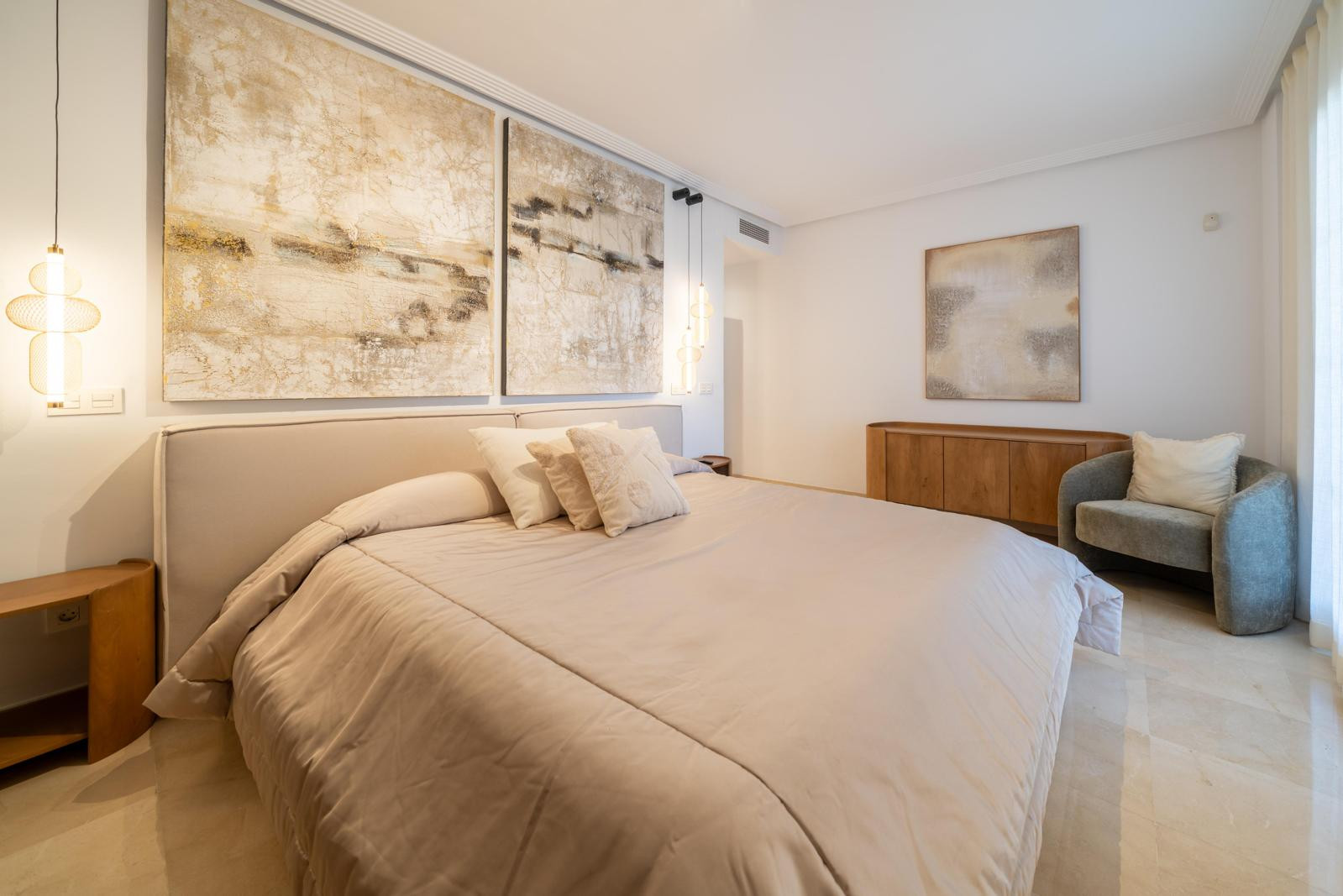 Apartamento reformado de 3 habitaciones en Las Jacarandas