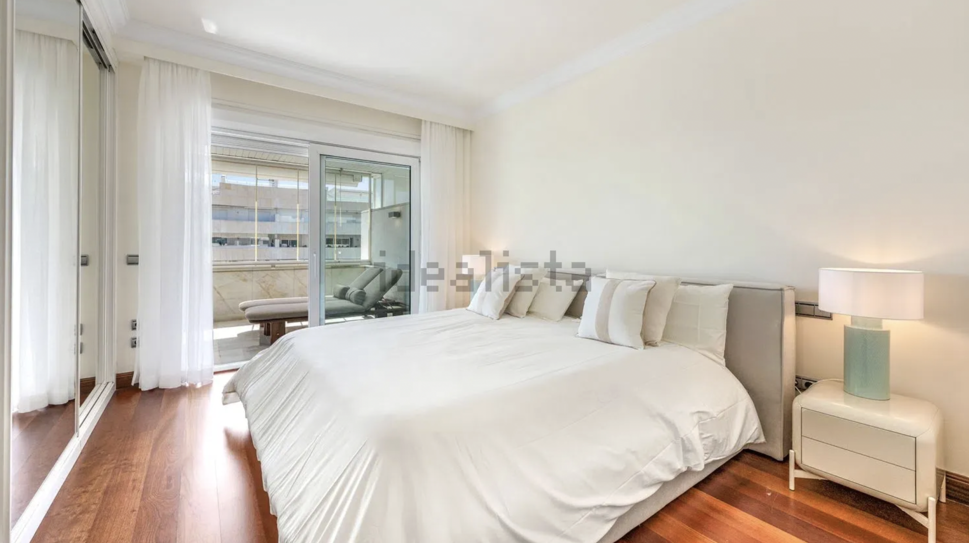 Amplio apartamento de 3 camas Resort-Style – El Embrujo Banús, Puerto Banús