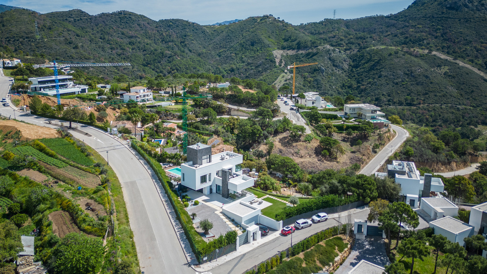 Luxurious Villa with Panoramic Views in Montemayor, Benahavis