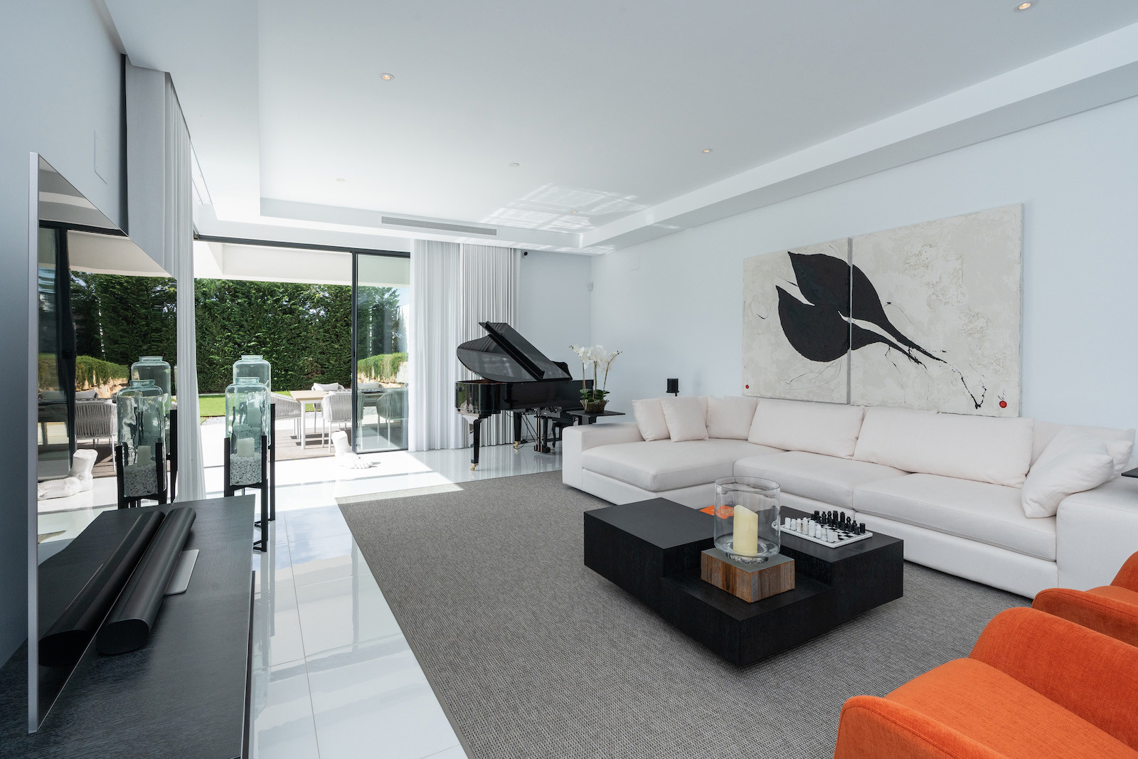 Luxurious Villa with Panoramic Views in Montemayor, Benahavis