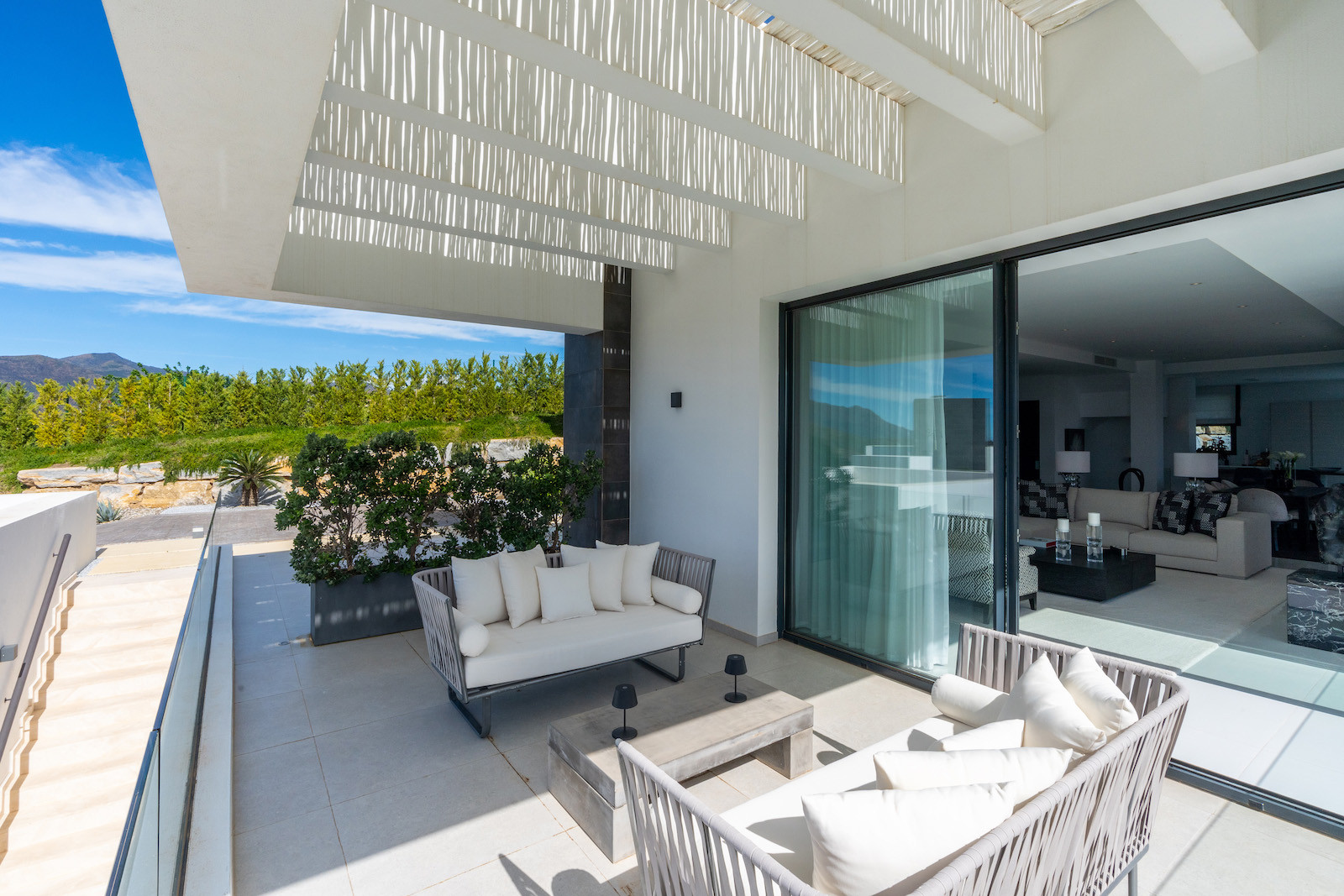 Luxurious Villa with Panoramic Views in Montemayor, Benahavis