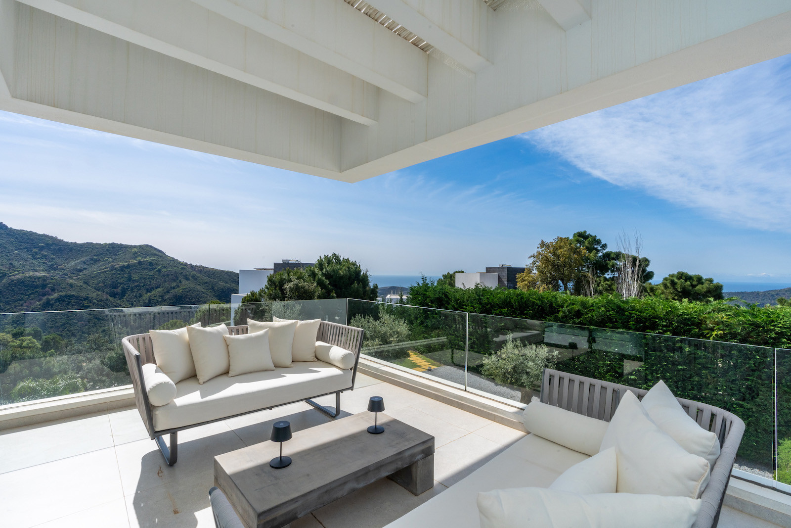 Luxurious Villa with Panoramic Views in Montemayor, Benahavis
