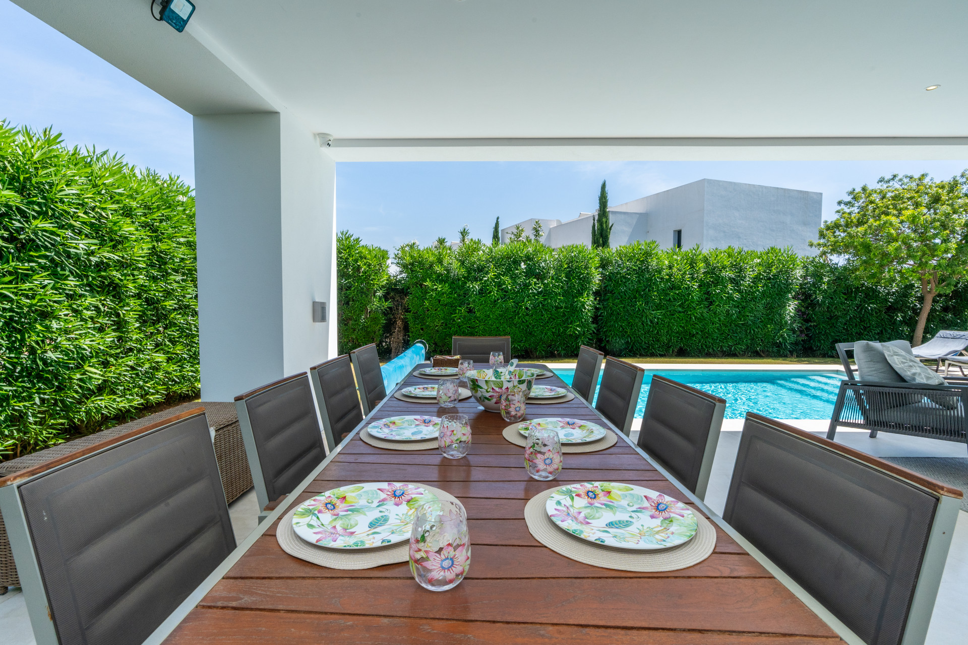 Exquisite Villa with 5 Bedrooms in Estepona
