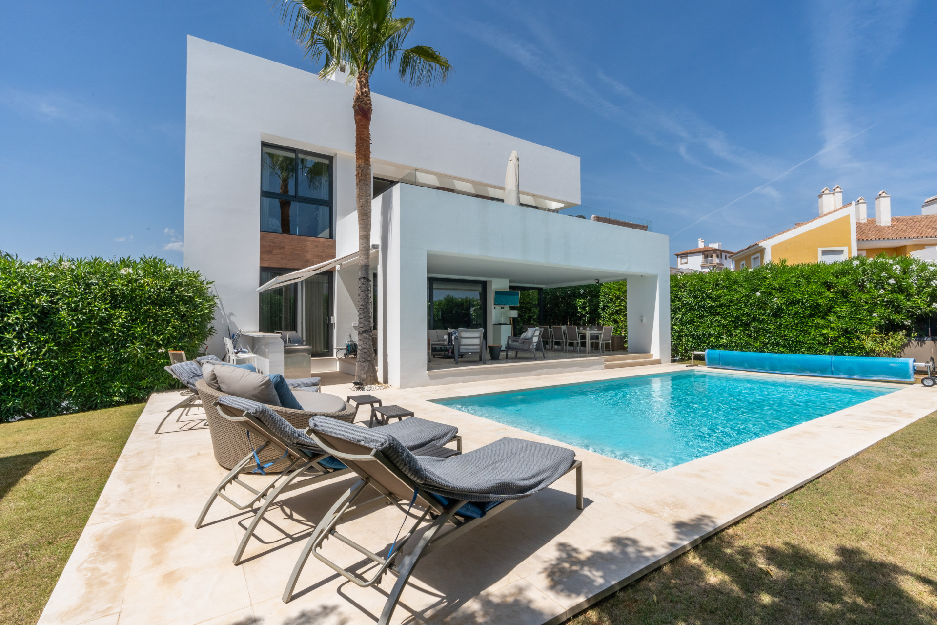 Exquisite Villa with 5 Bedrooms in Estepona