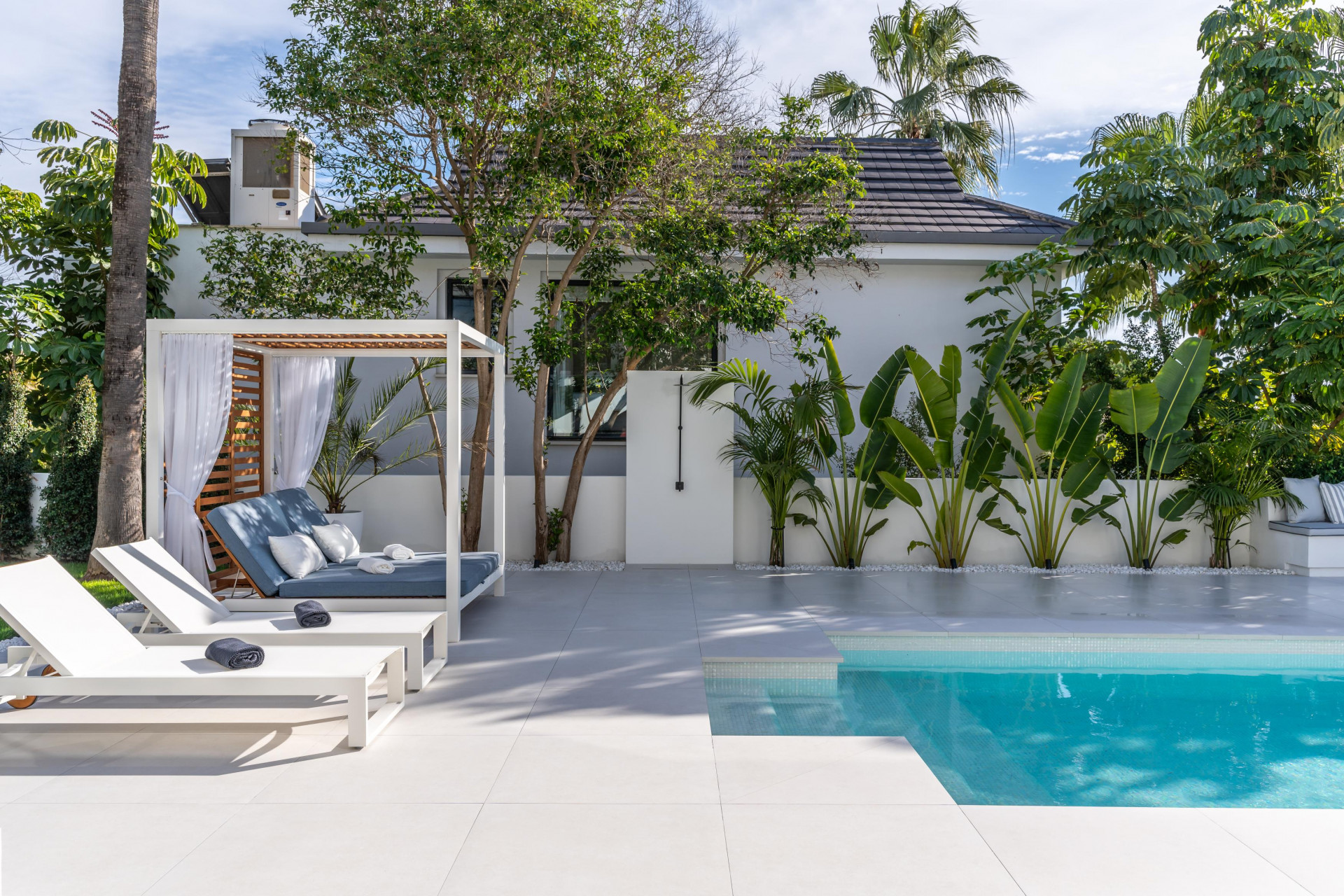 Modern Luxury Villa in Marbesa, Marbella East