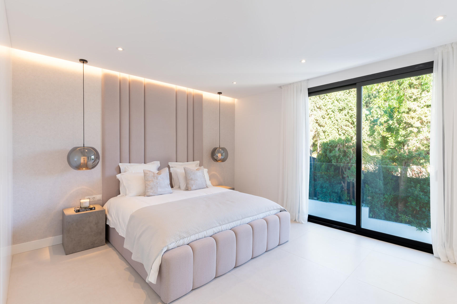 Modern Luxury Villa in Marbesa, Marbella East