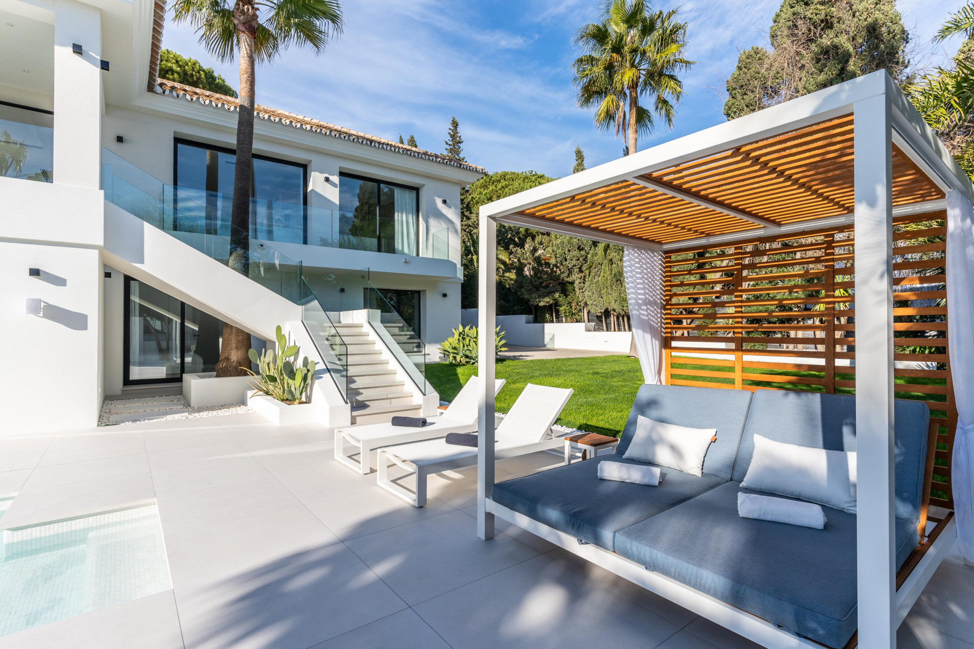 Modern Luxury Villa in Marbesa, Marbella East