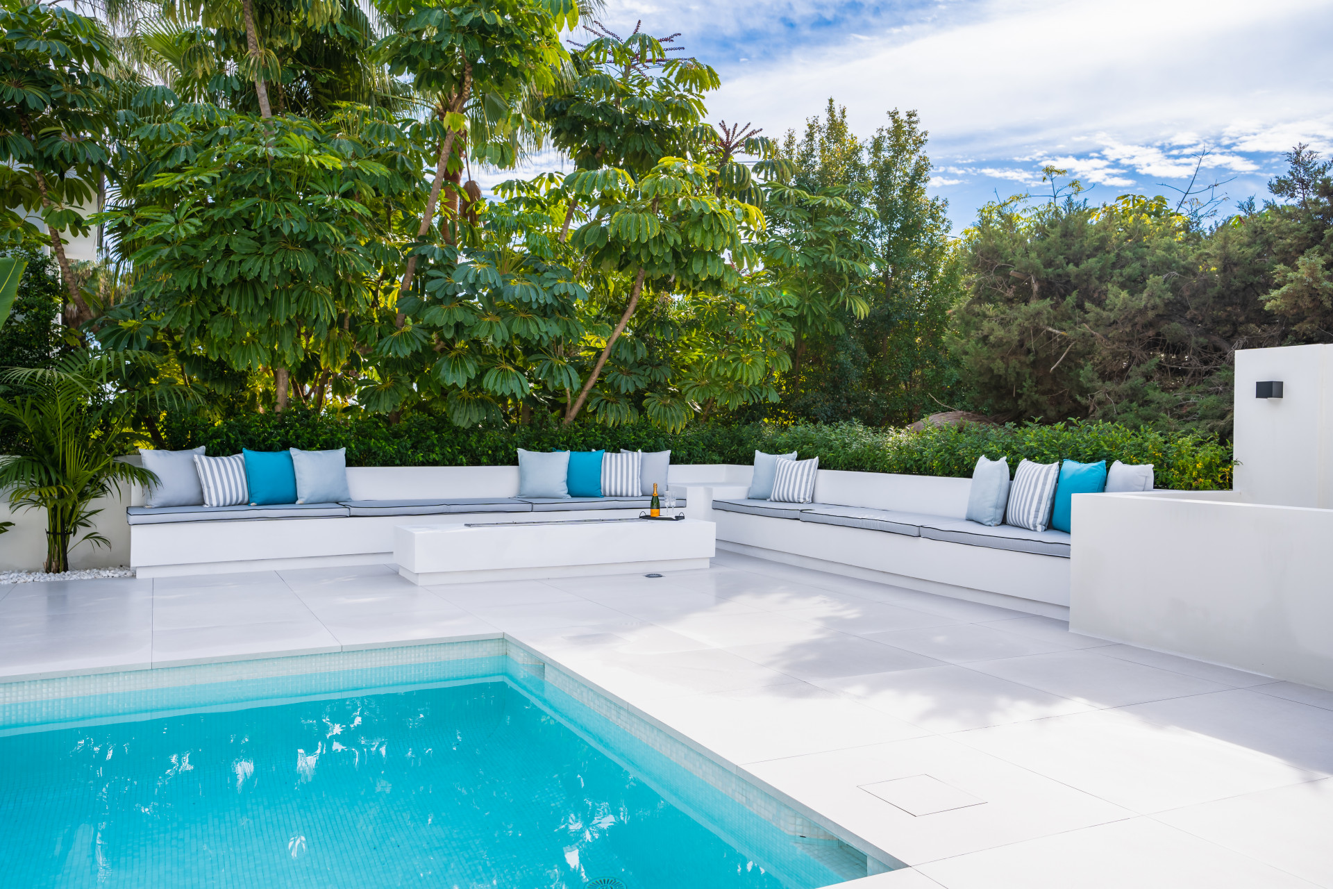 Modern Luxury Villa in Marbesa, Marbella East