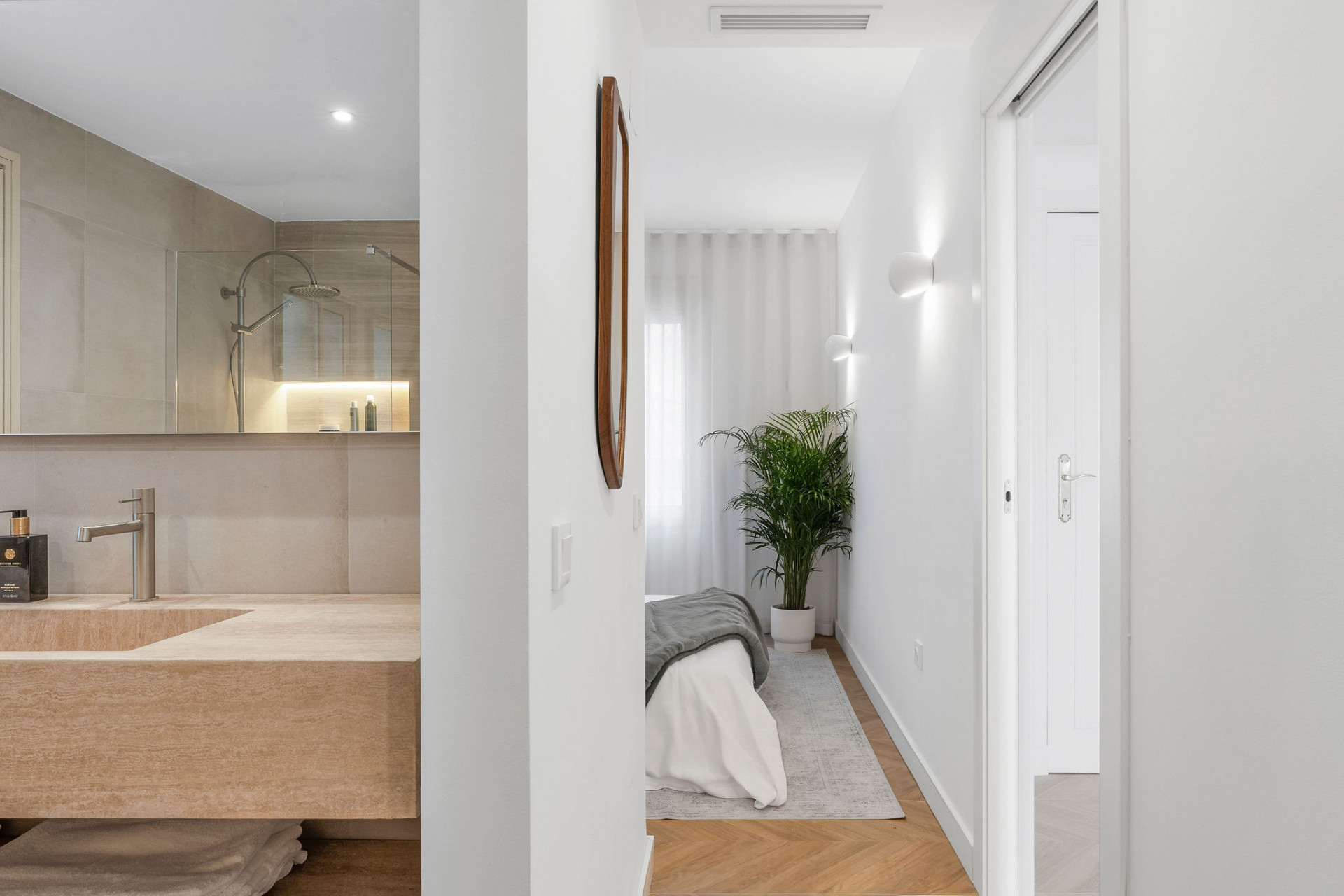 Luxurious Apartment with Private Pool in Nueva Andalucia, Marbella