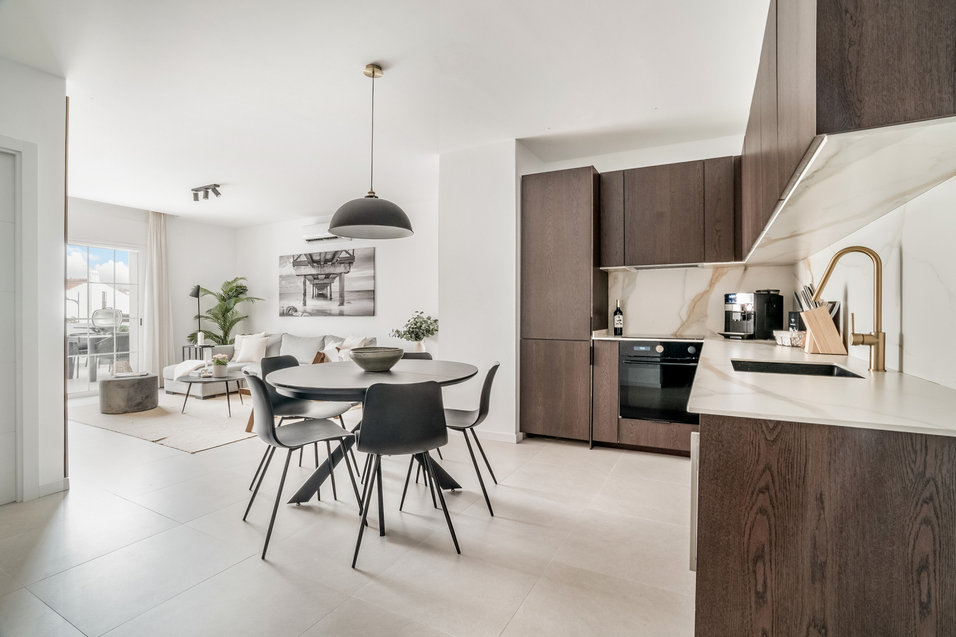 Modern 3 Bed apartment in Nueva Andalucia, Marbella