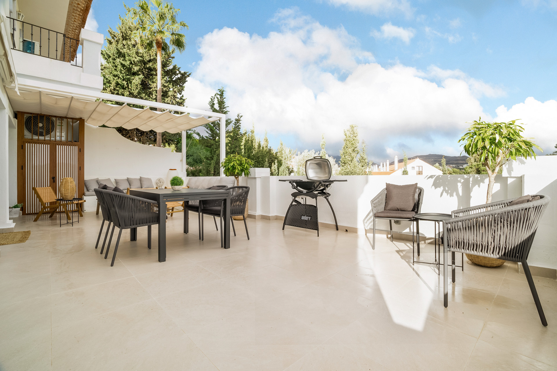 Modern 3 Bed apartment in Nueva Andalucia, Marbella