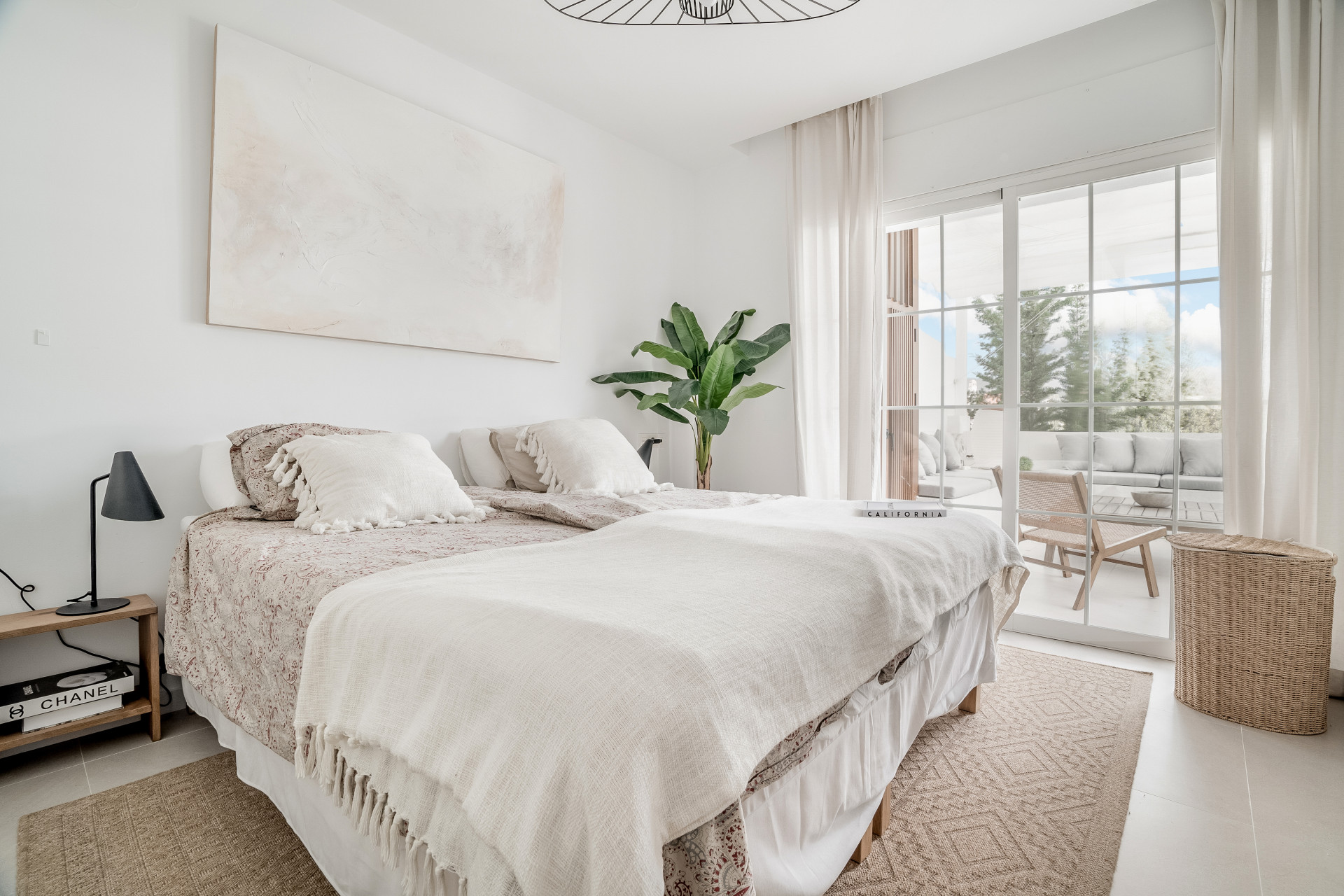 Modern 3 Bed apartment in Nueva Andalucia, Marbella