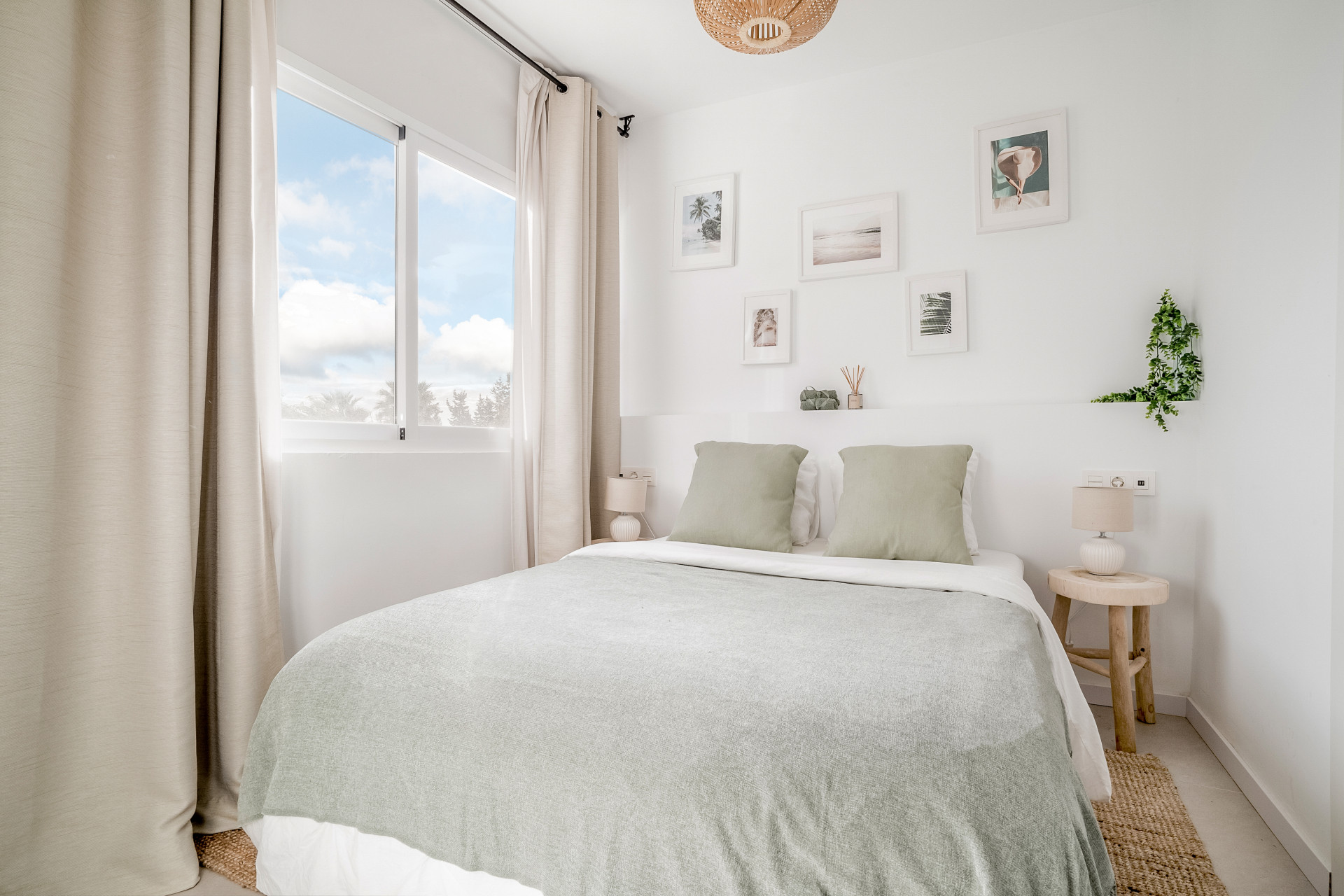 Modern 3 Bed apartment in Nueva Andalucia, Marbella