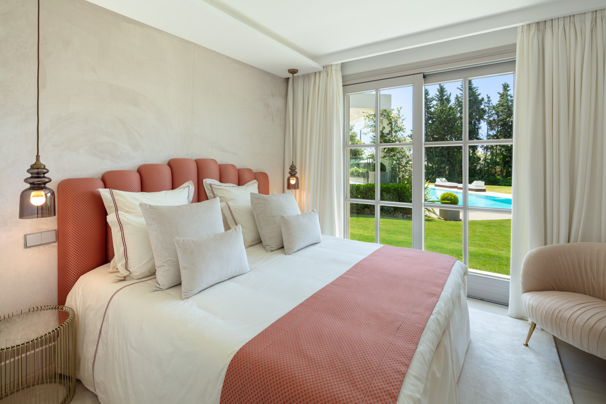 Outstanding luxurious villa in Nueva andalucia, Marbella