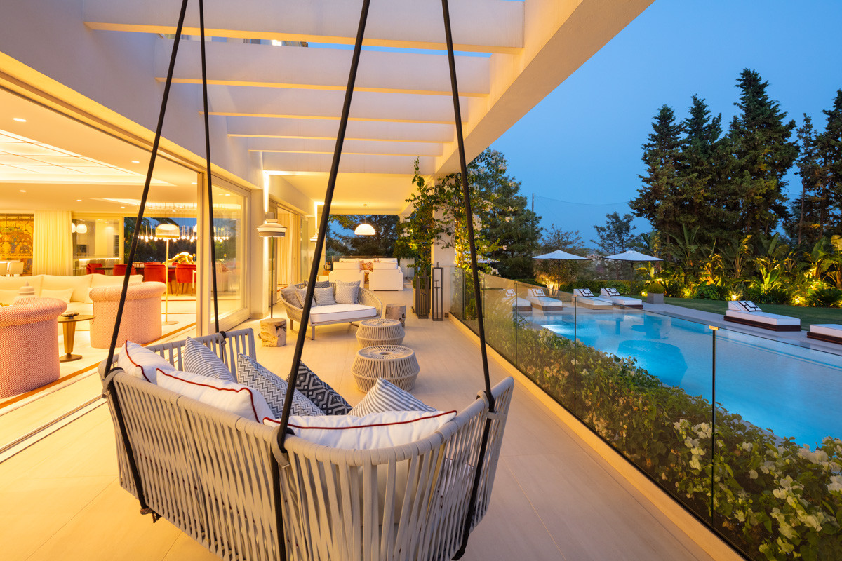 Outstanding luxurious villa in Nueva andalucia, Marbella