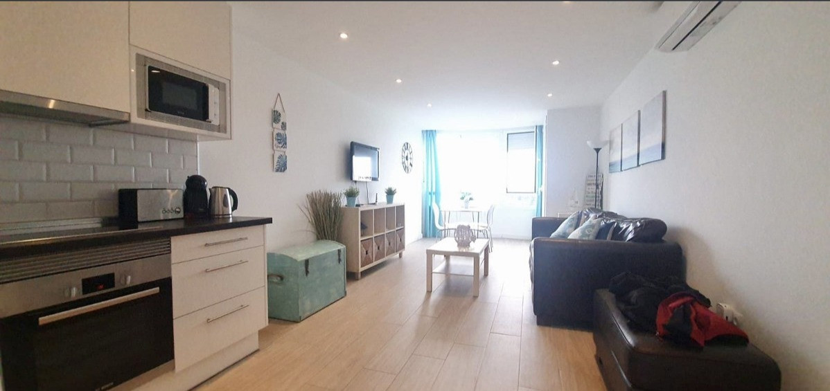 Charming 2-Bedroom Apartment in Calahonda