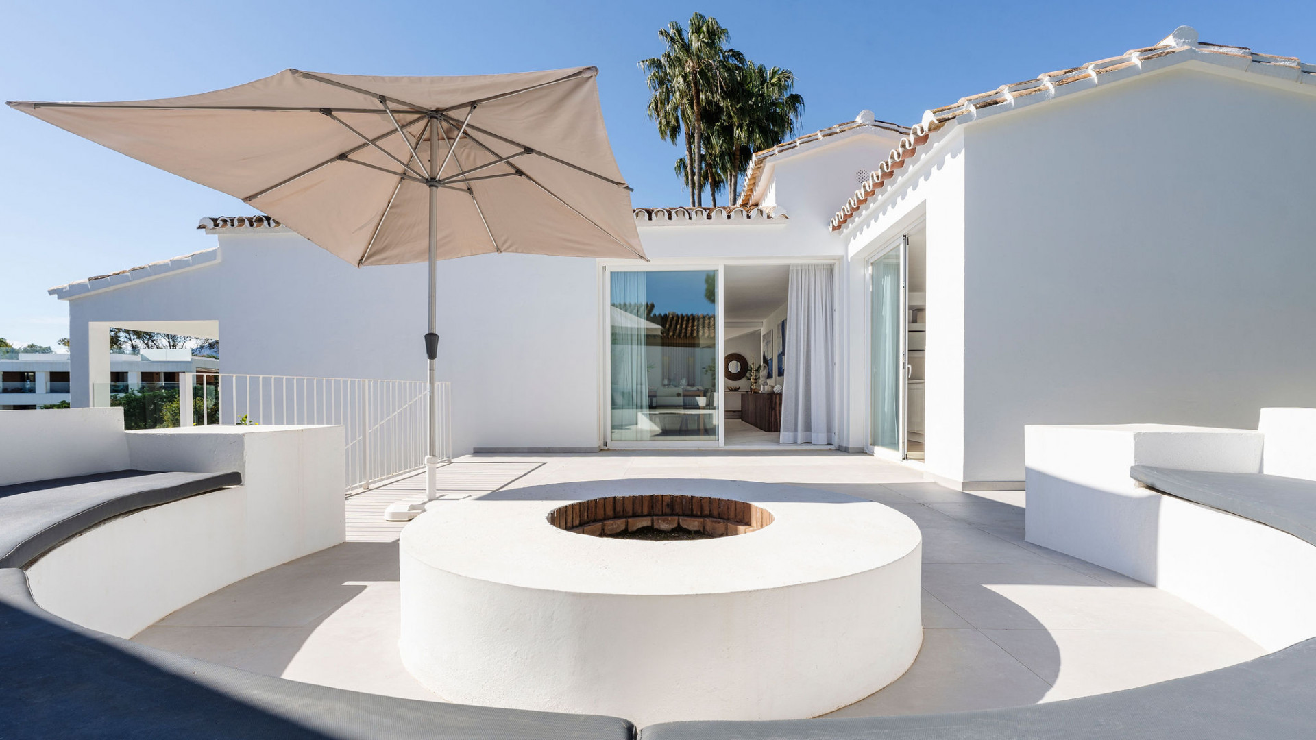 Luxury 5 bed villa in El Rosario, Marbella