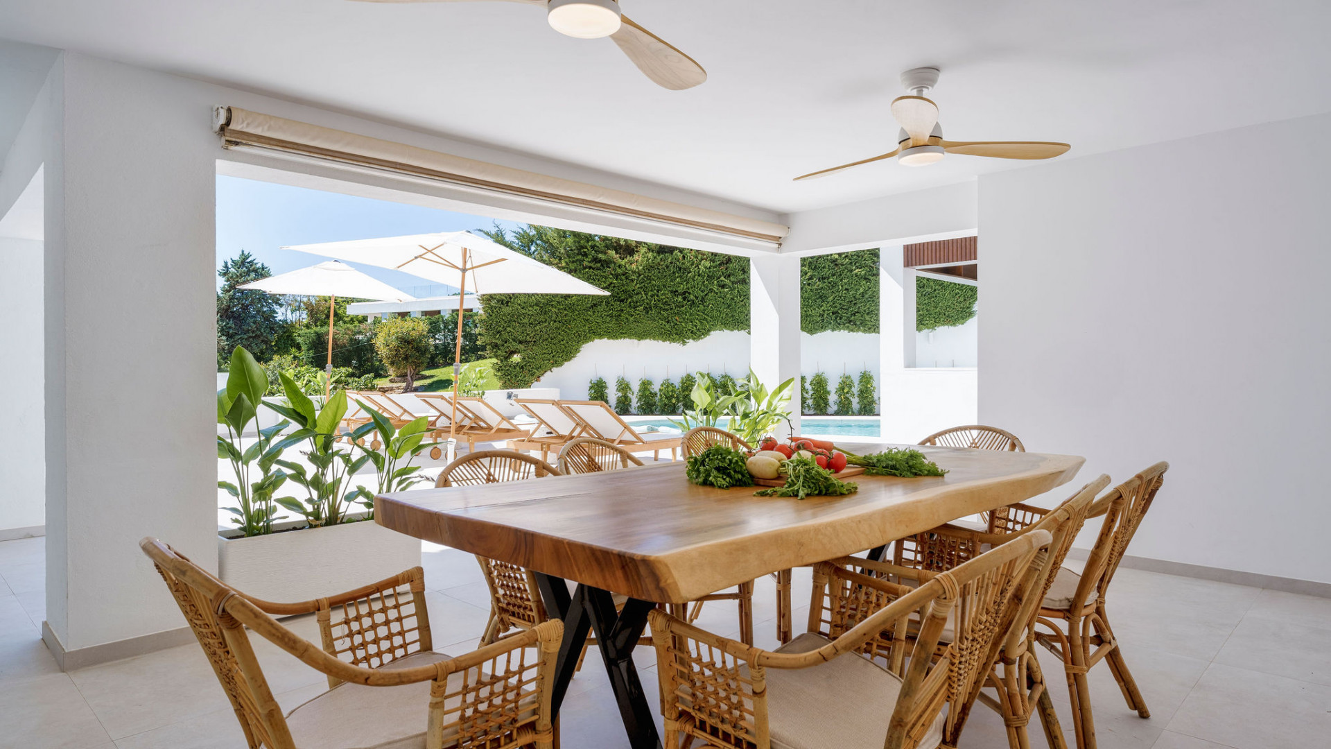 Luxury 5 bed villa in El Rosario, Marbella