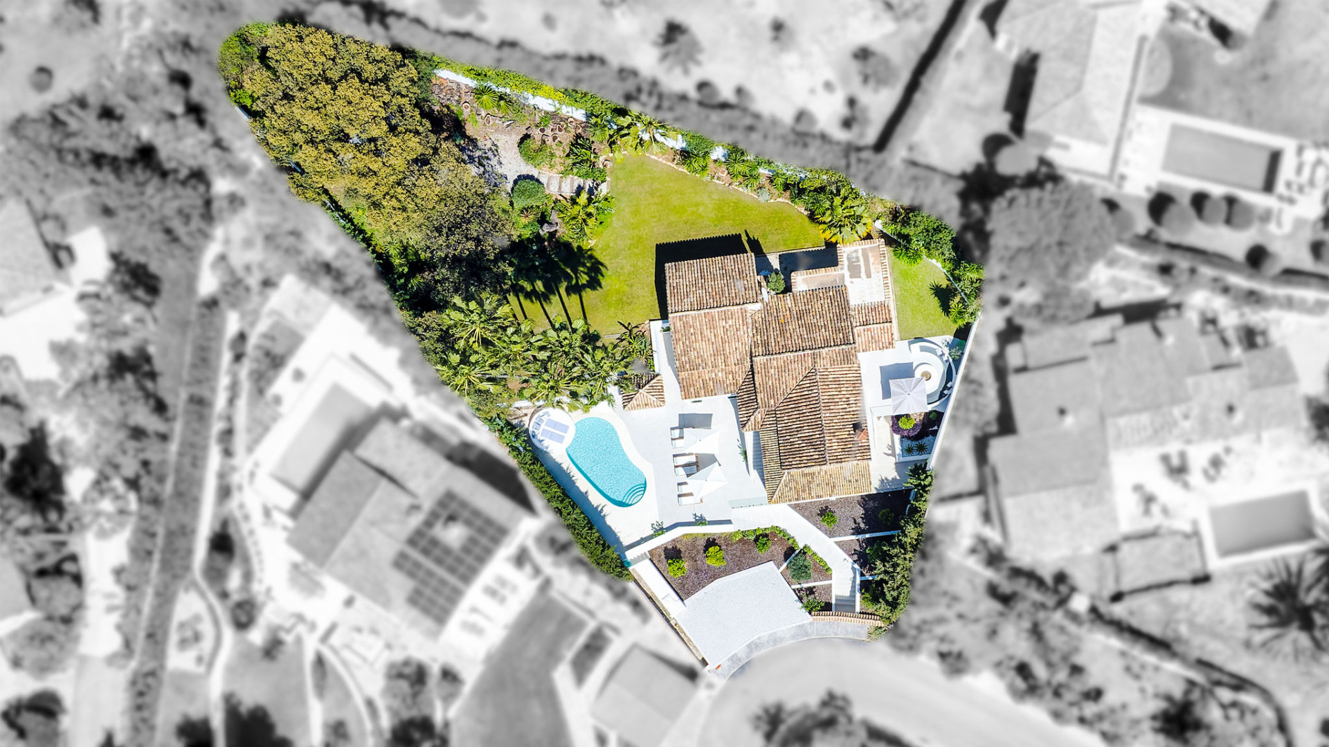 Luxury 5 bed villa in El Rosario, Marbella