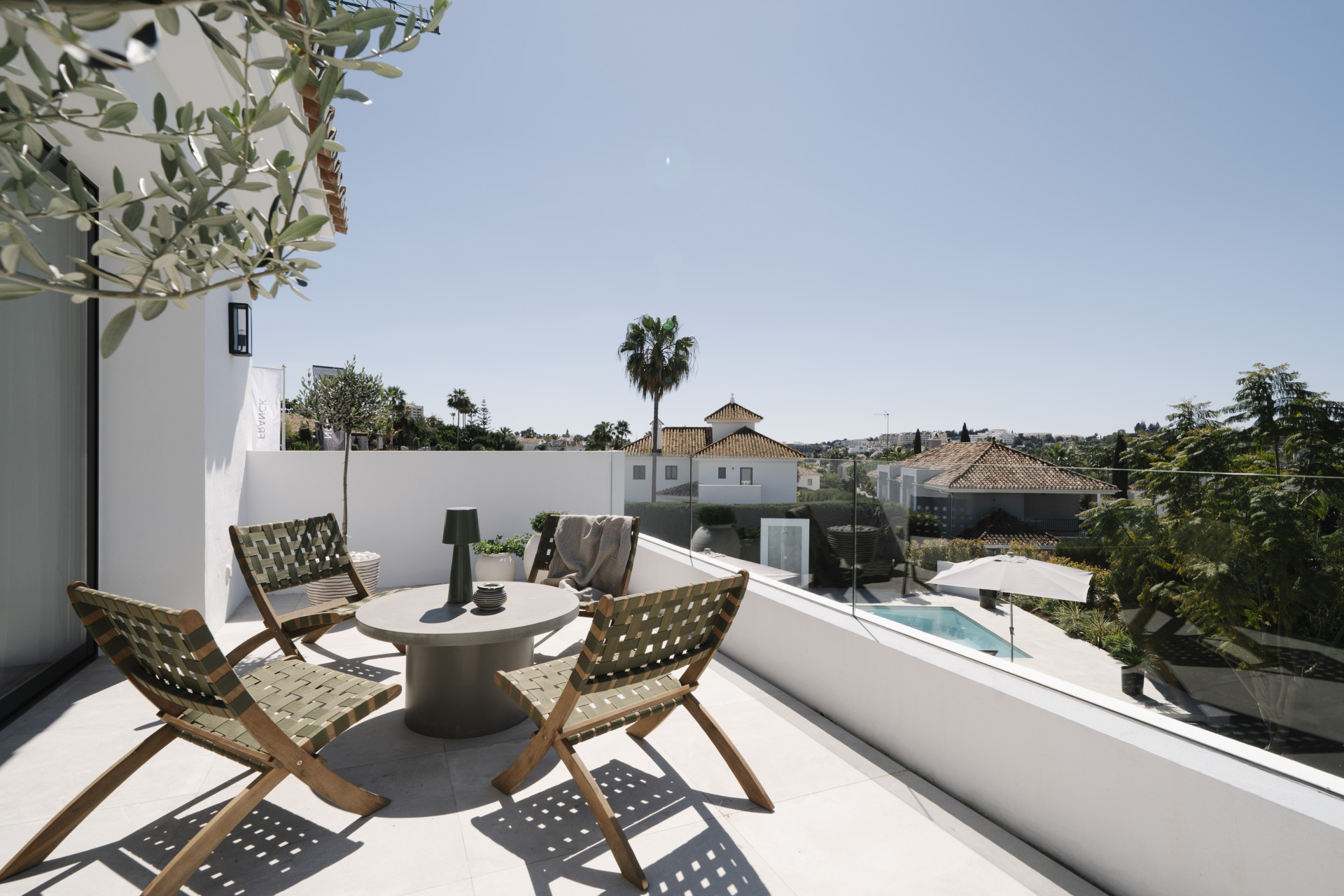 Modern villa with views, jacuzzi, heated pool in Nueva Andalucia, Marbella