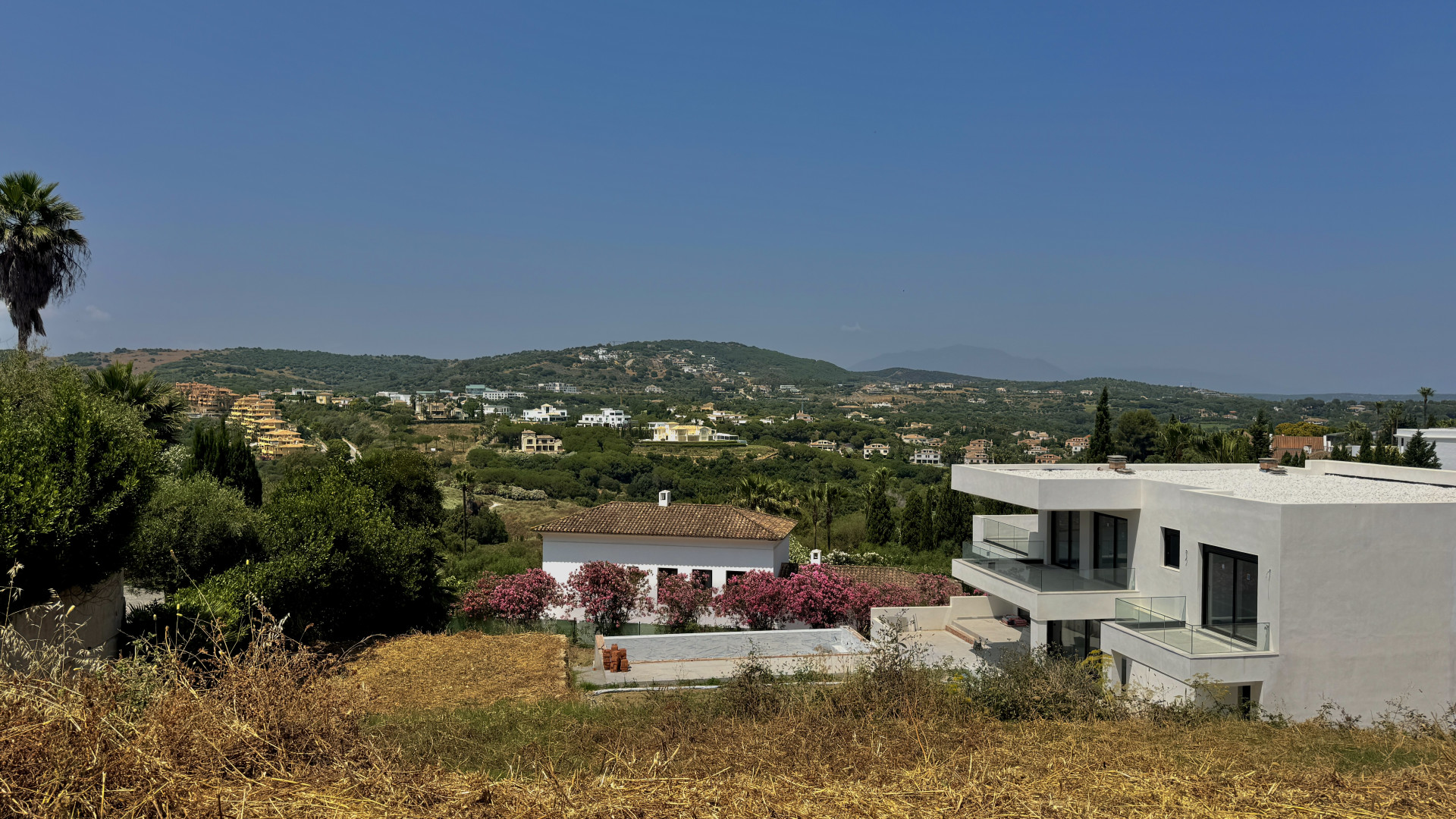 Plot with Panoramic Views to the Lake and Golf in Sotogrande Alto – F Zone