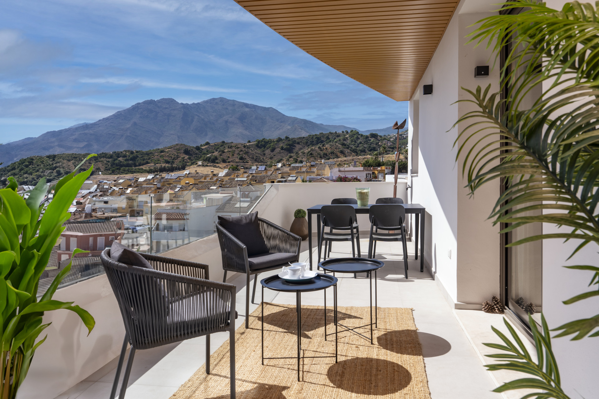 2-bedroom penthouse in Estepona Centre — frame 10