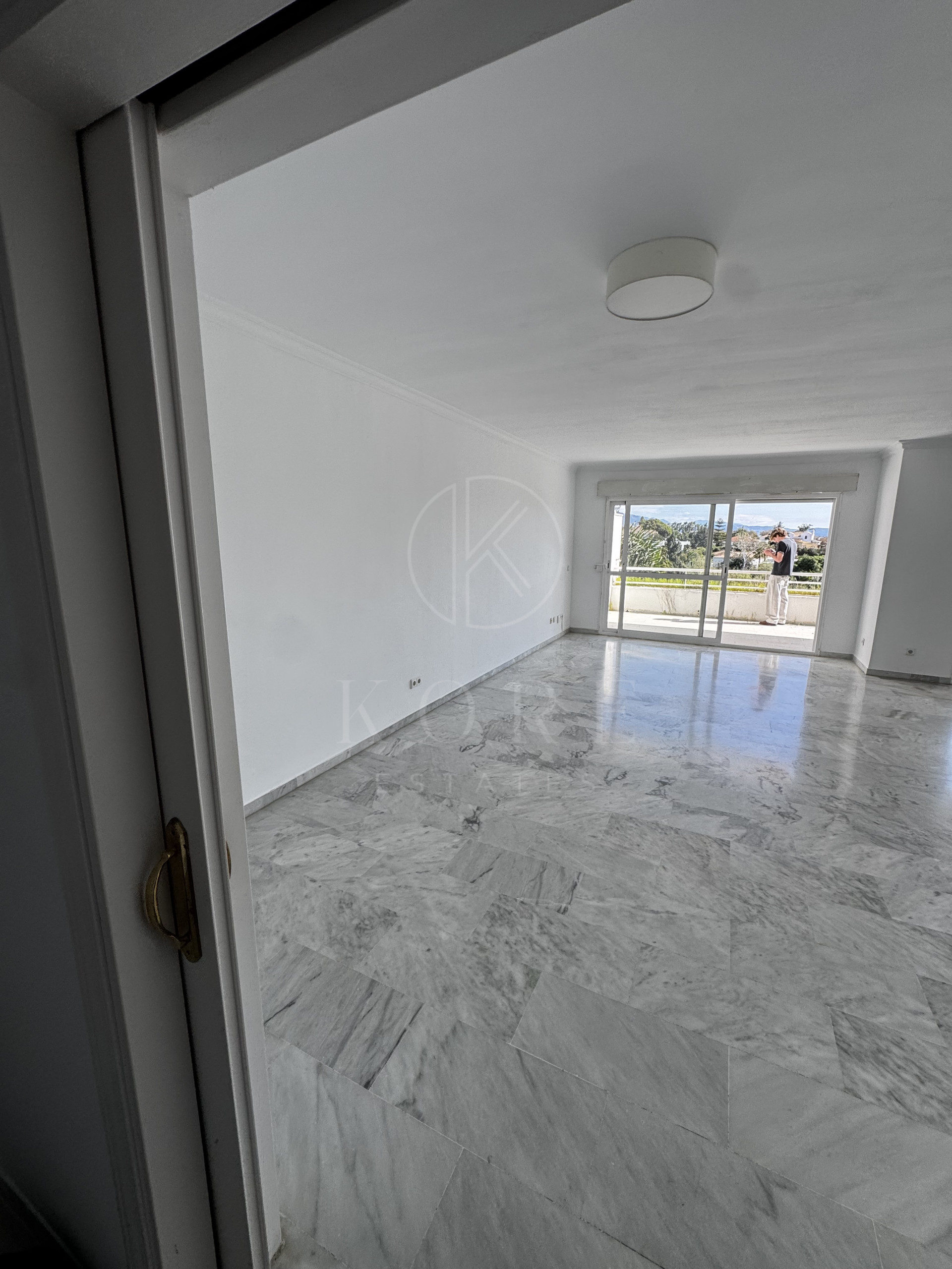 Exceptional Five-Bedroom Duplex Penthouse in Guadalmina Baja