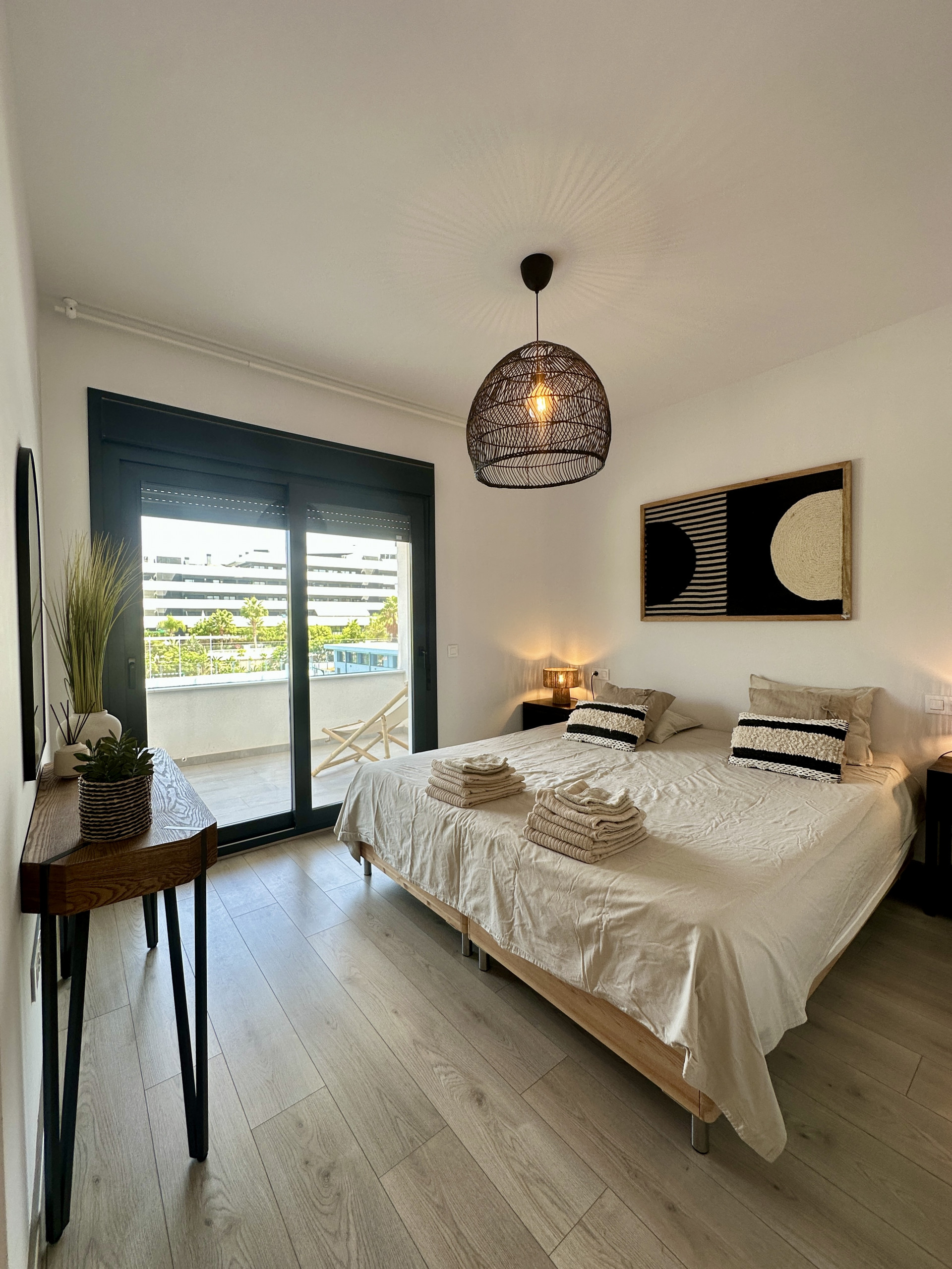 3-bedroom-apartment-in-estepona-town-estepona-malaga