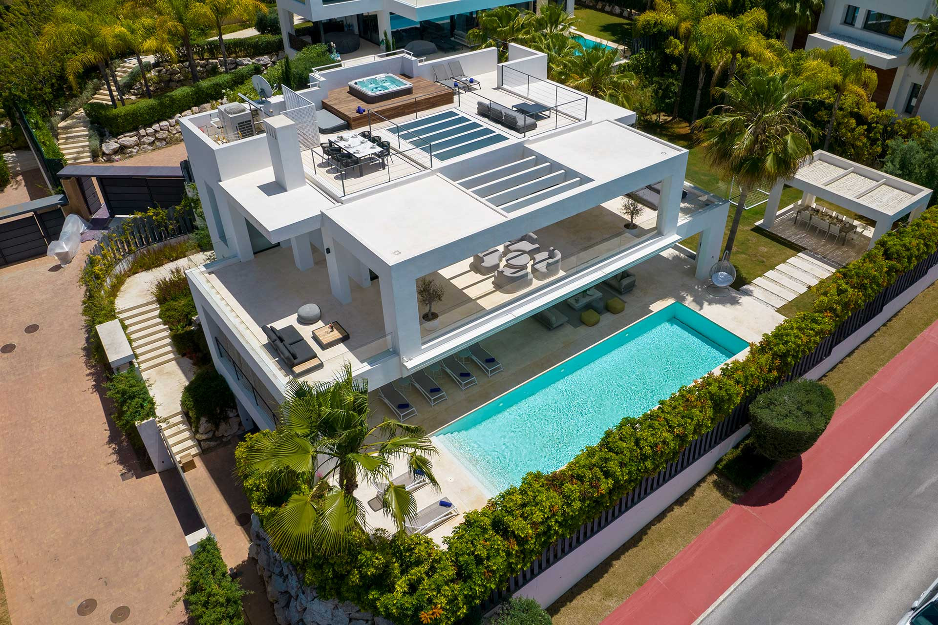 5-bedroom-villa-in-nueva-andalucia-marbella-malaga