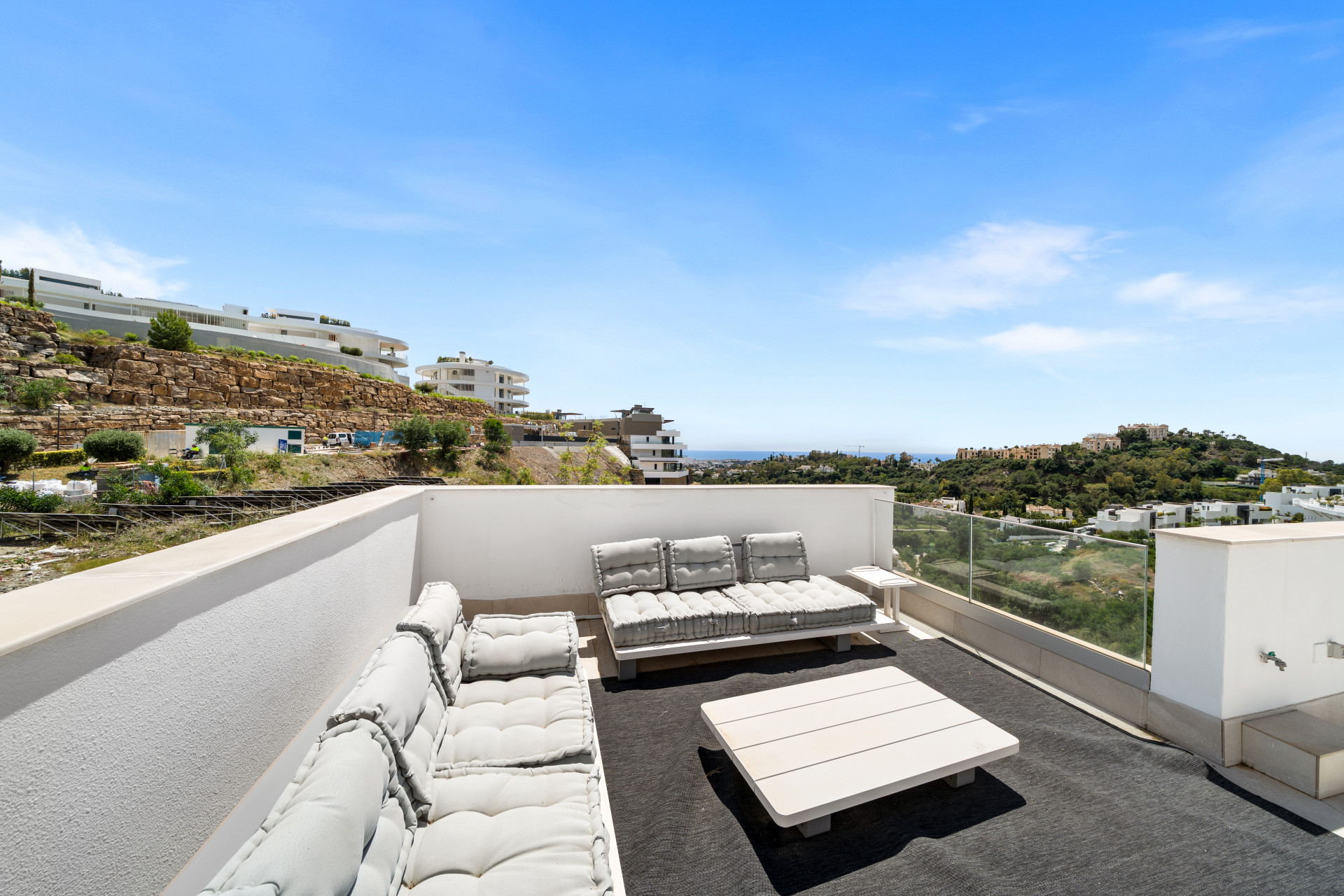3-bedroom penthouse in Alborada Homes — frame 13