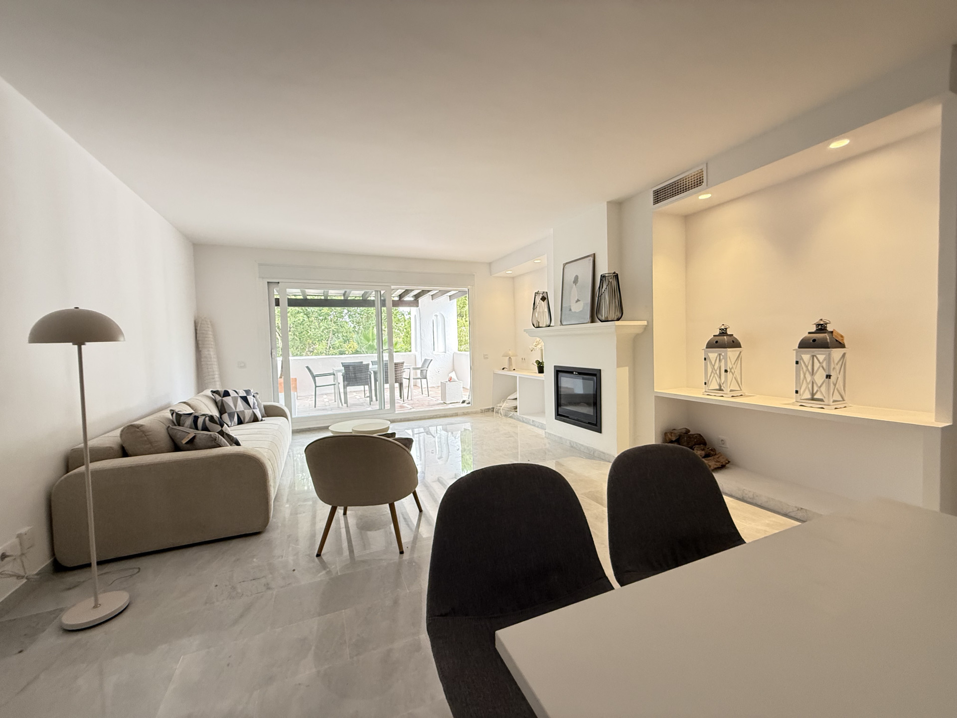 Luxury apart in Alhambra del golf