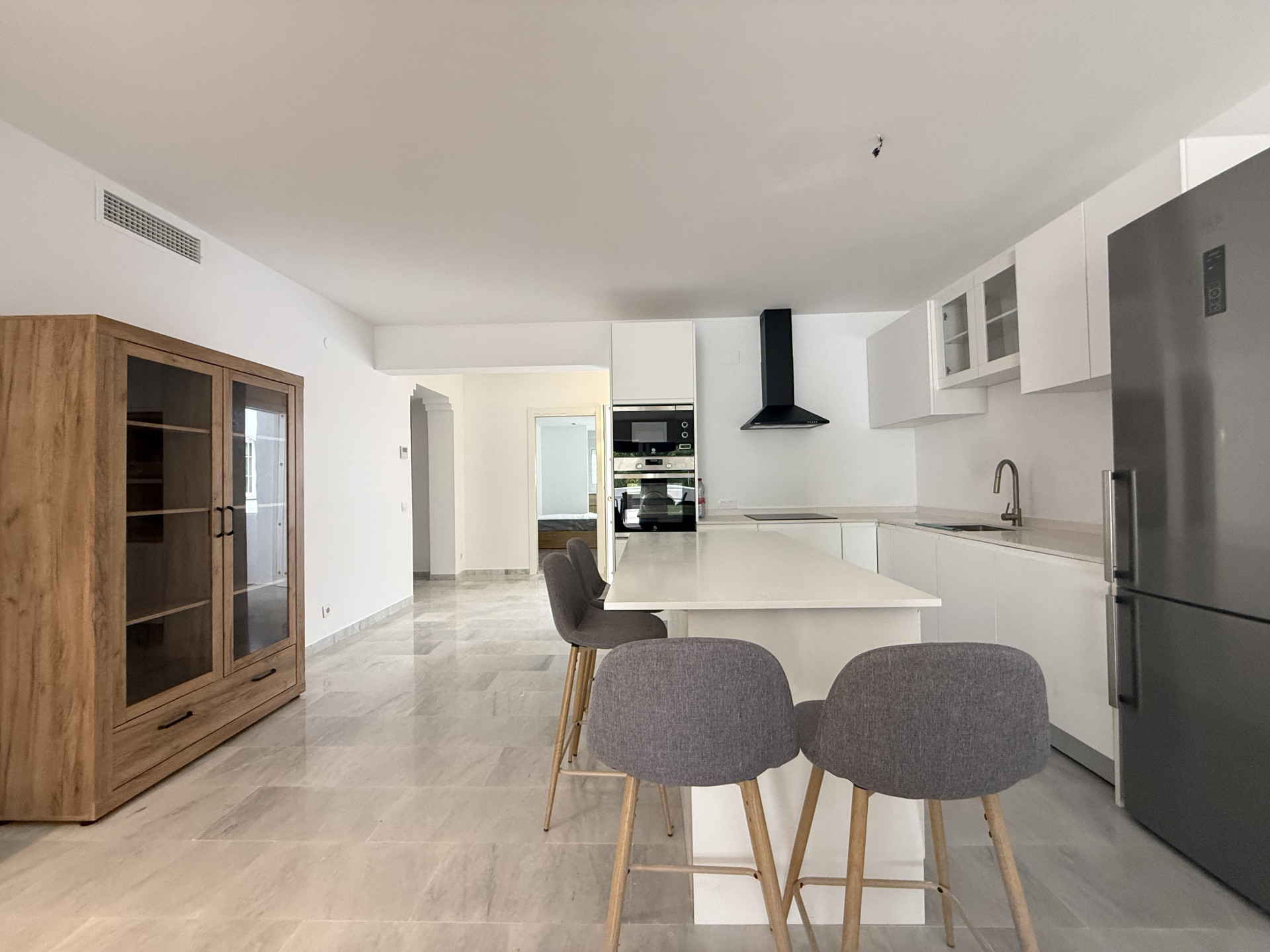 Luxury apart in Alhambra del golf