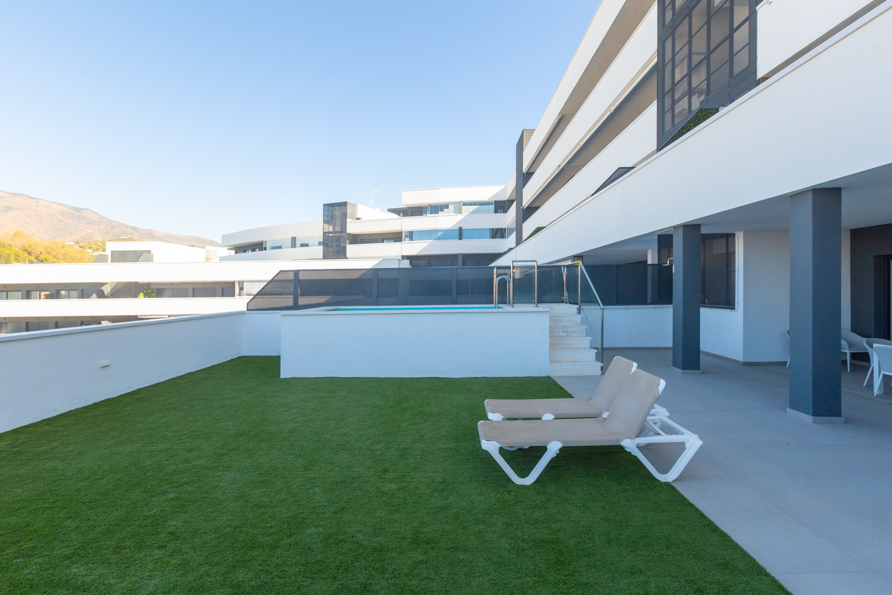 Leilighet til salgs i Avda de Andalucia - Sierra de Estepona, Estepona by