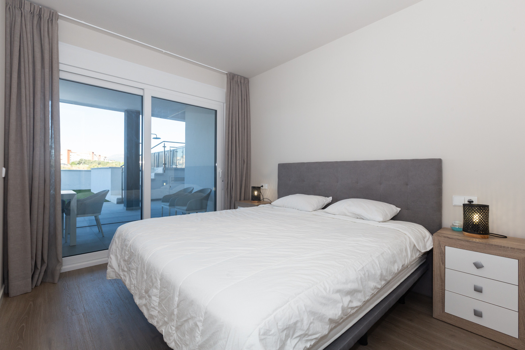 Leilighet til salgs i Avda de Andalucia - Sierra de Estepona, Estepona by