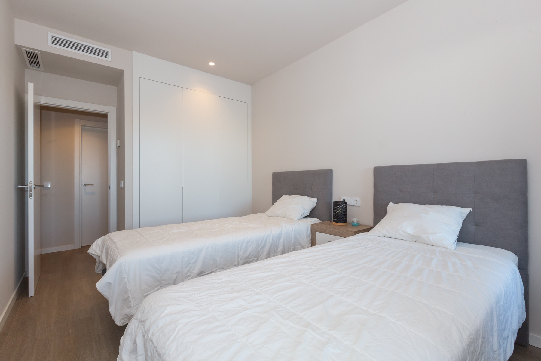 Leilighet til salgs i Avda de Andalucia - Sierra de Estepona, Estepona by