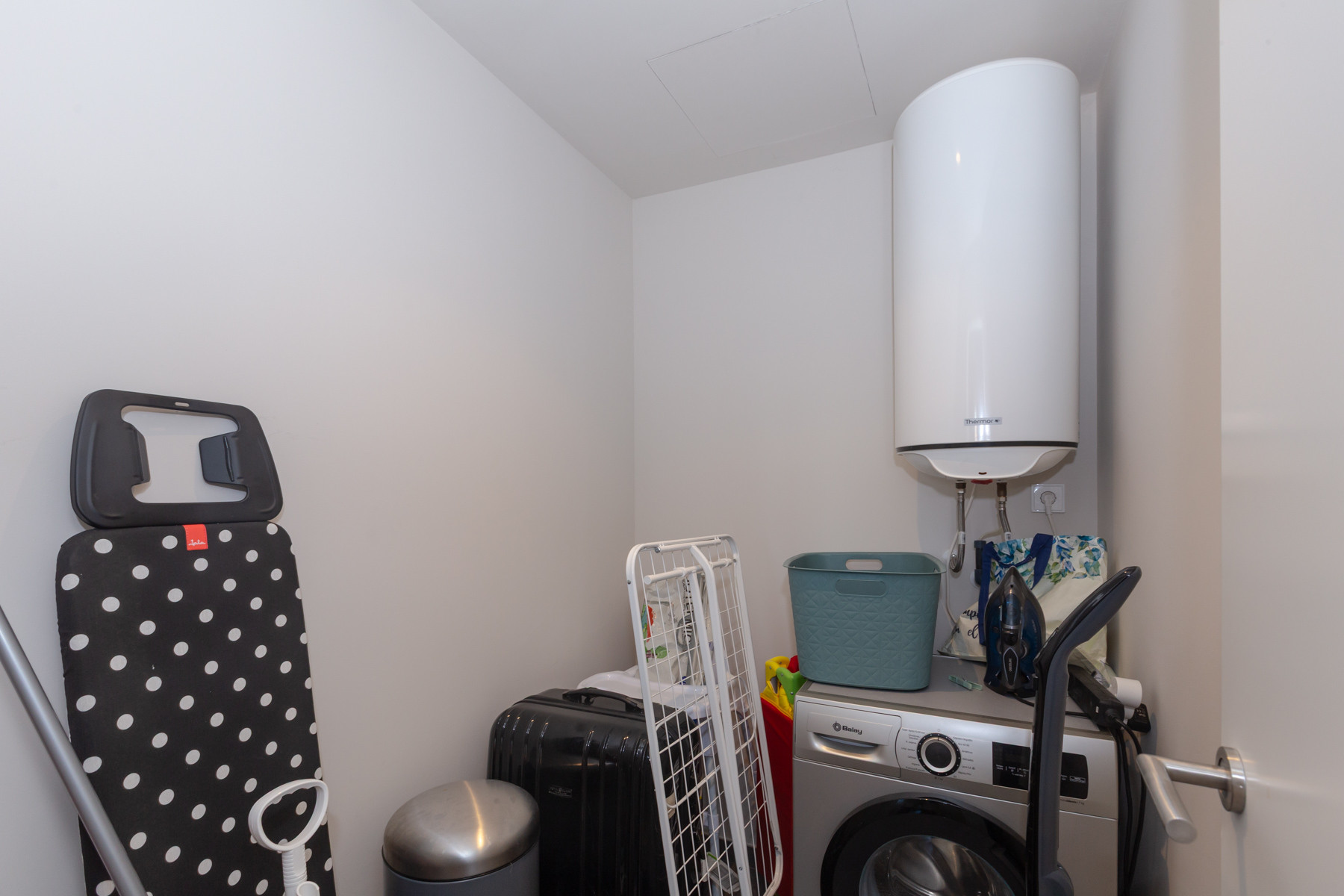 Leilighet til salgs i Avda de Andalucia - Sierra de Estepona, Estepona by