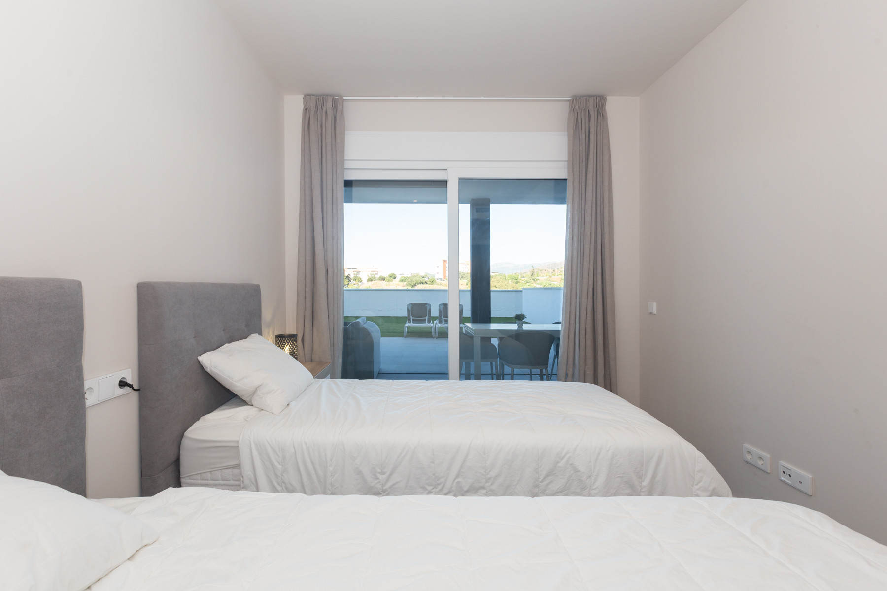 Leilighet til salgs i Avda de Andalucia - Sierra de Estepona, Estepona by