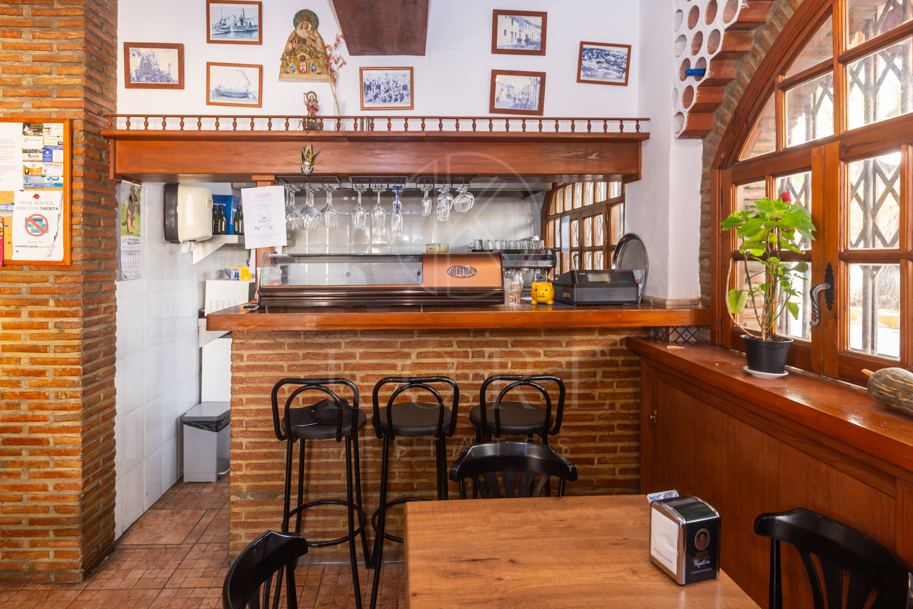 Spațiu comercial de vânzare în Mirador del Puerto, Estepona Town