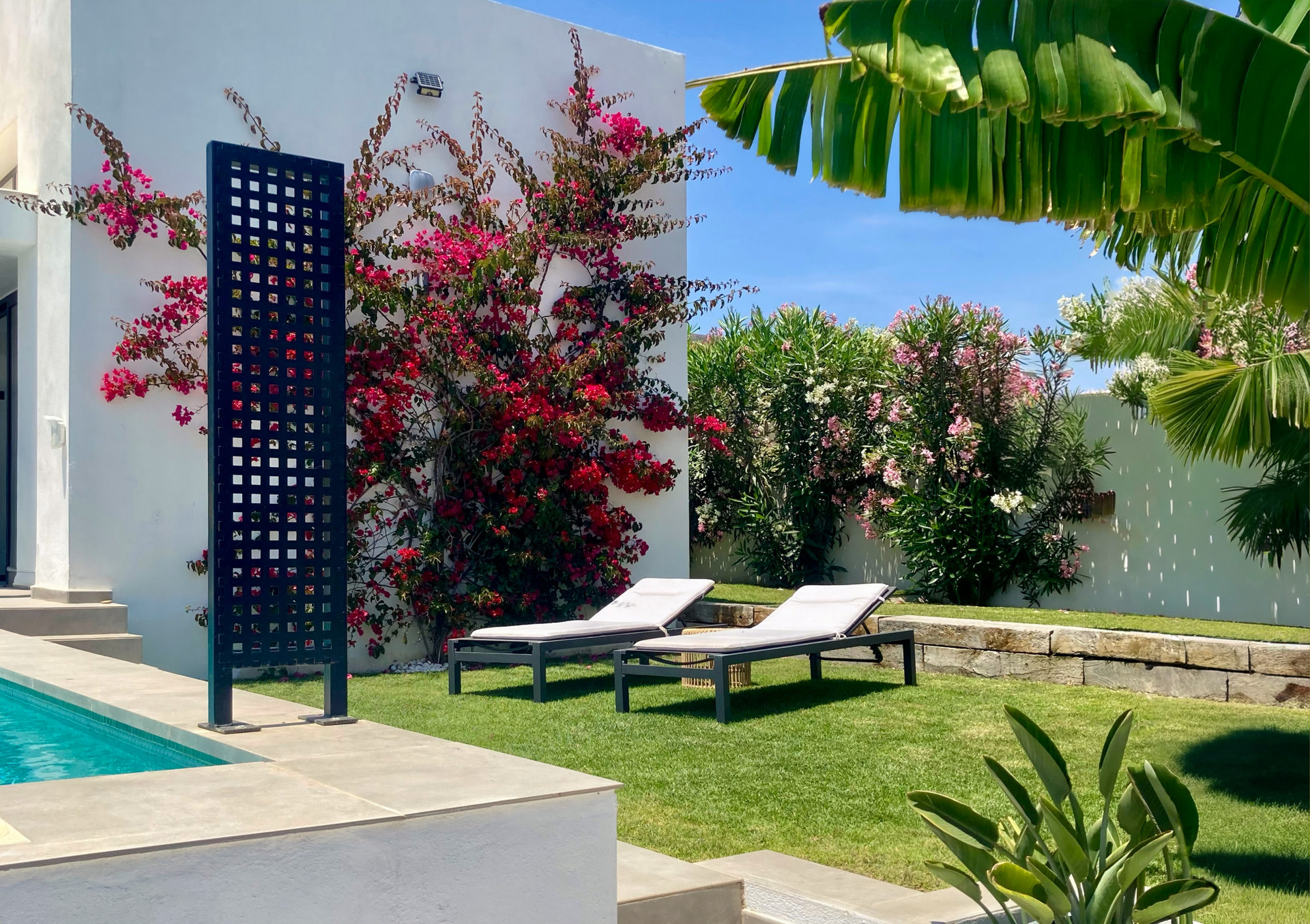 Contemporary 3-bedroom villa in Valle Romano