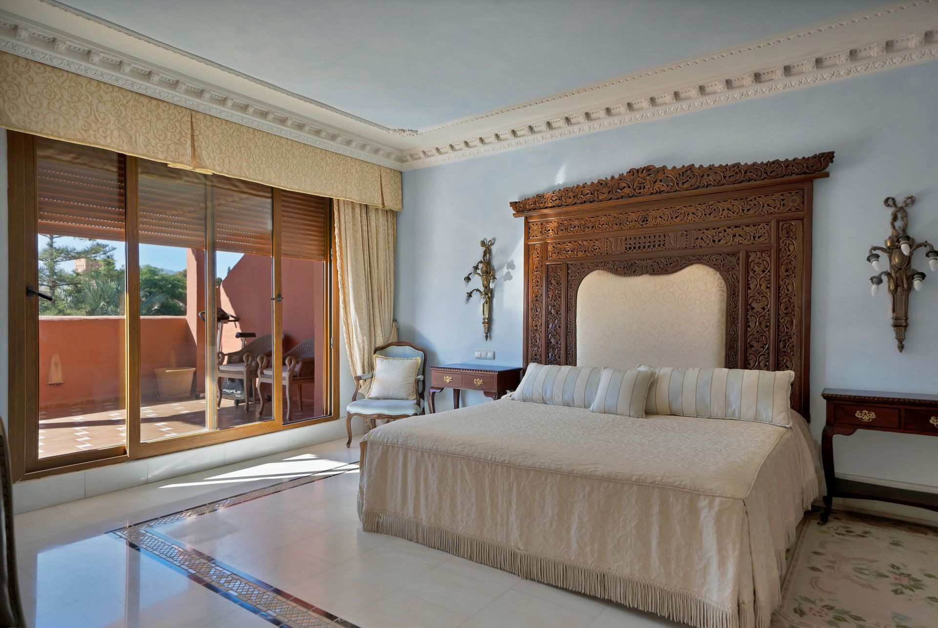 Unique Luxury Triplex Penthouse in Alhambra del Golf IV – Guadalmina Baja