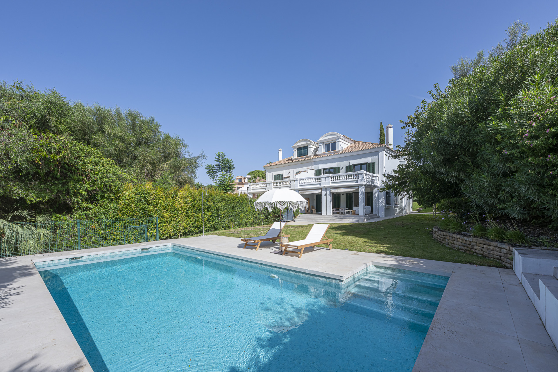 Contemporary Gated Family Home with Private Pool