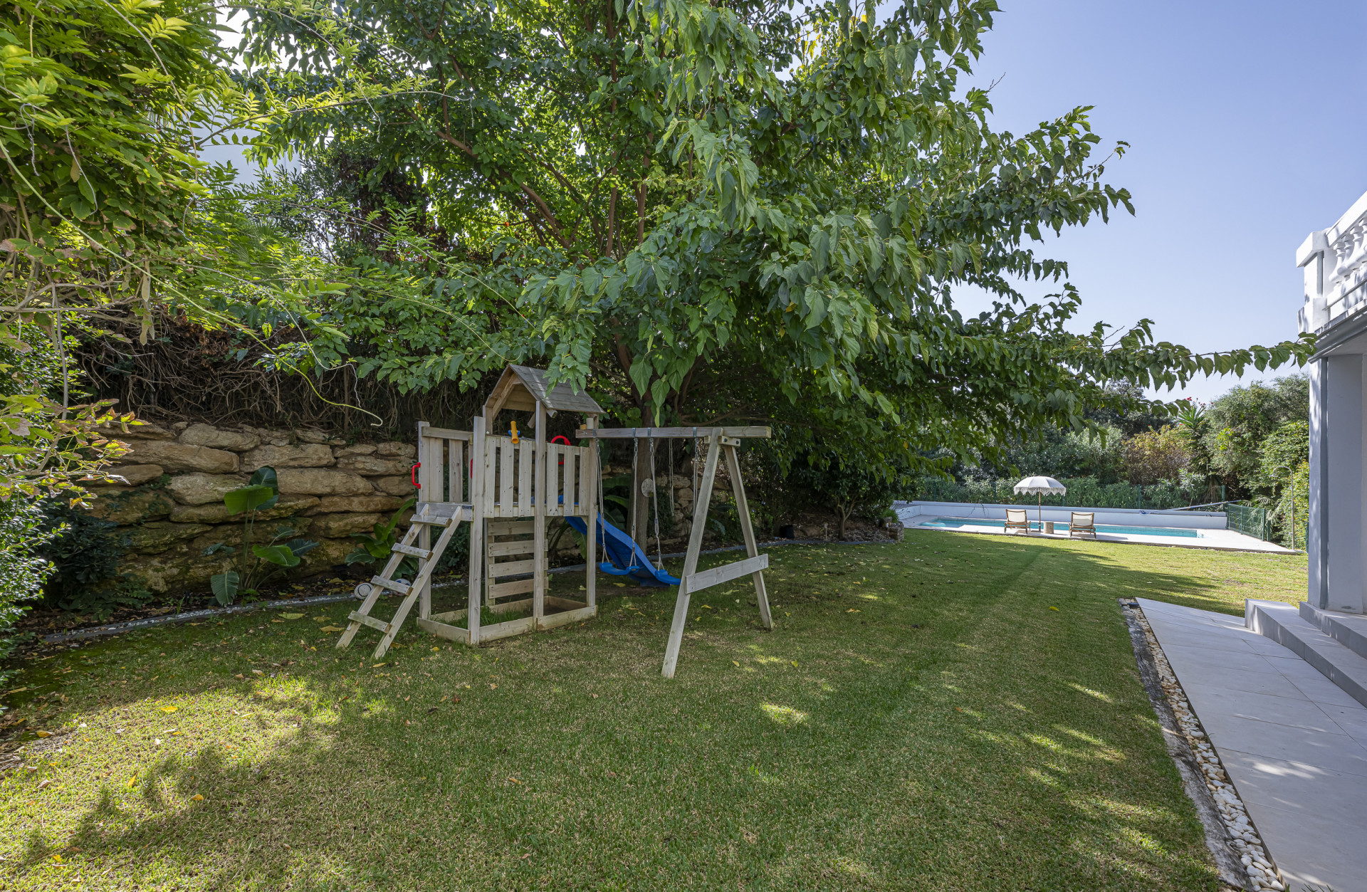 Contemporary Gated Family Home with Private Pool