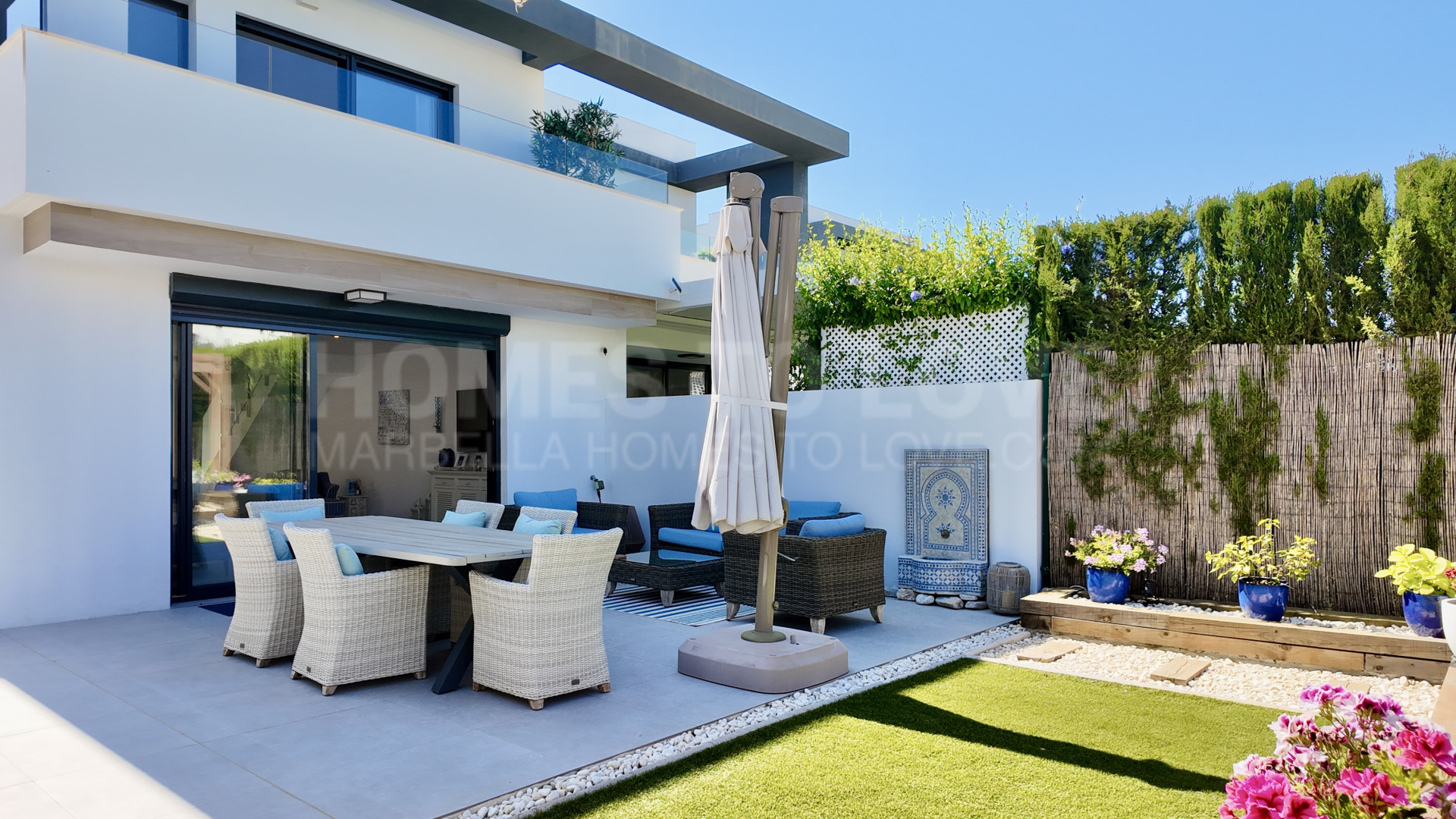 4-Bedroom Semi-Detached House with Private Garden in La Resina, New Golden Mile, Estepona