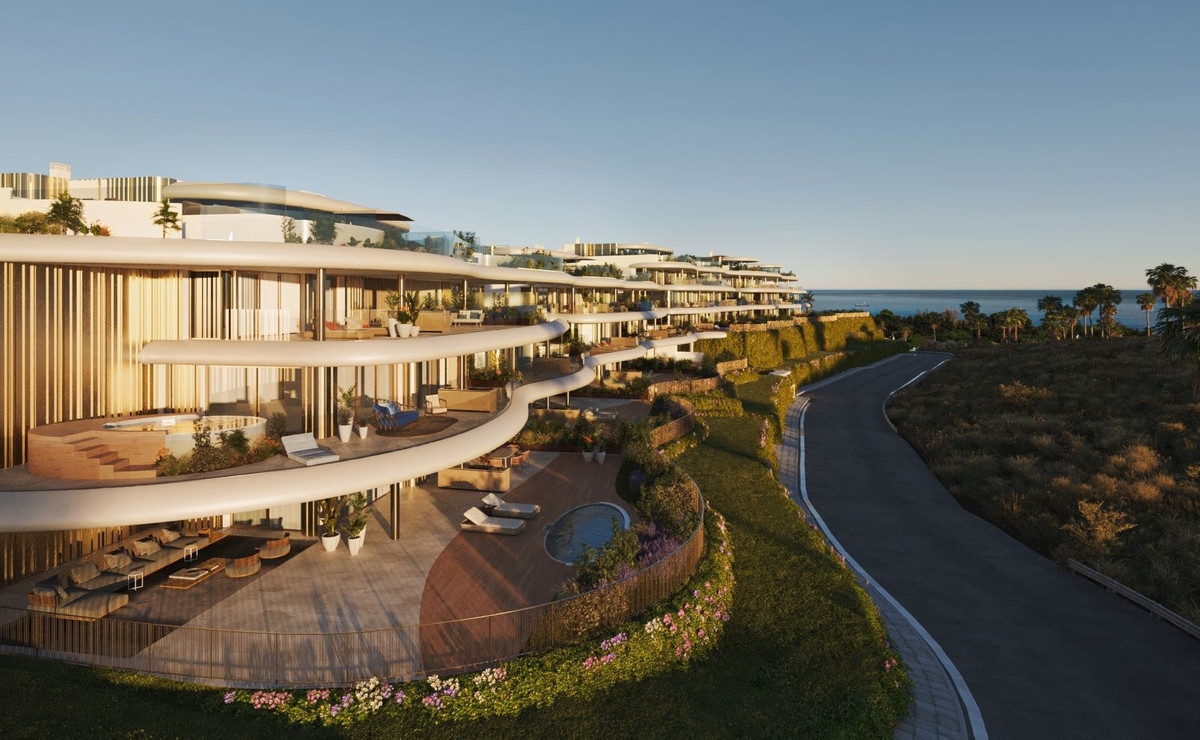 R5004502 - 4 Bedroom Penthouse in Benahavis, Malaga