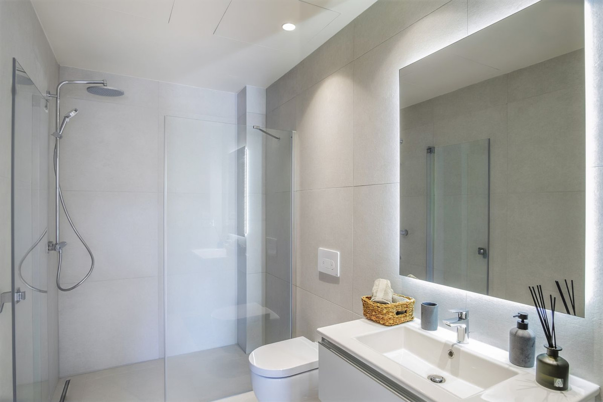 R5004337 - 4 Dormitorio Villa en Estepona, Málaga