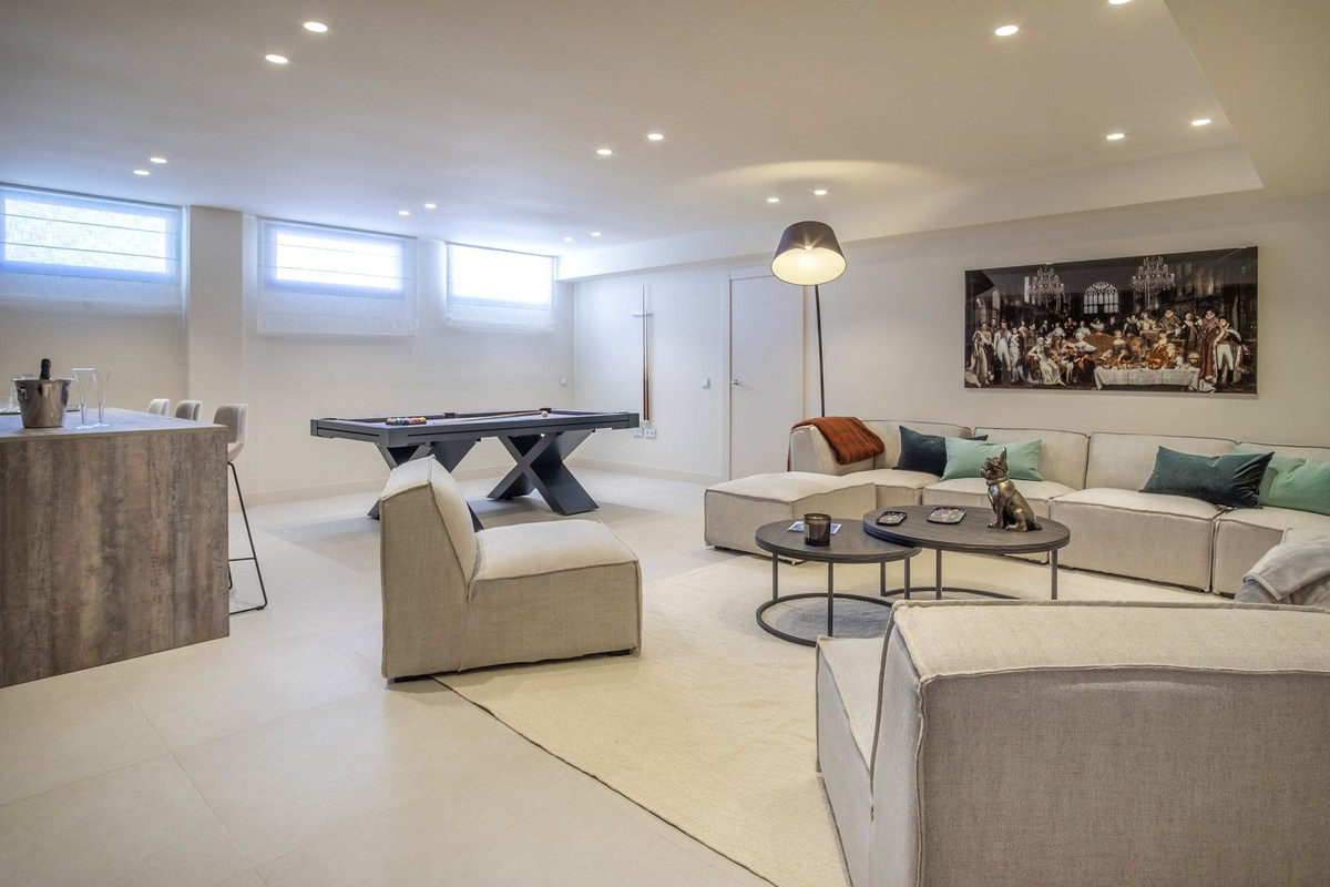 R5004337 - 4 Dormitorio Villa en Estepona, Málaga