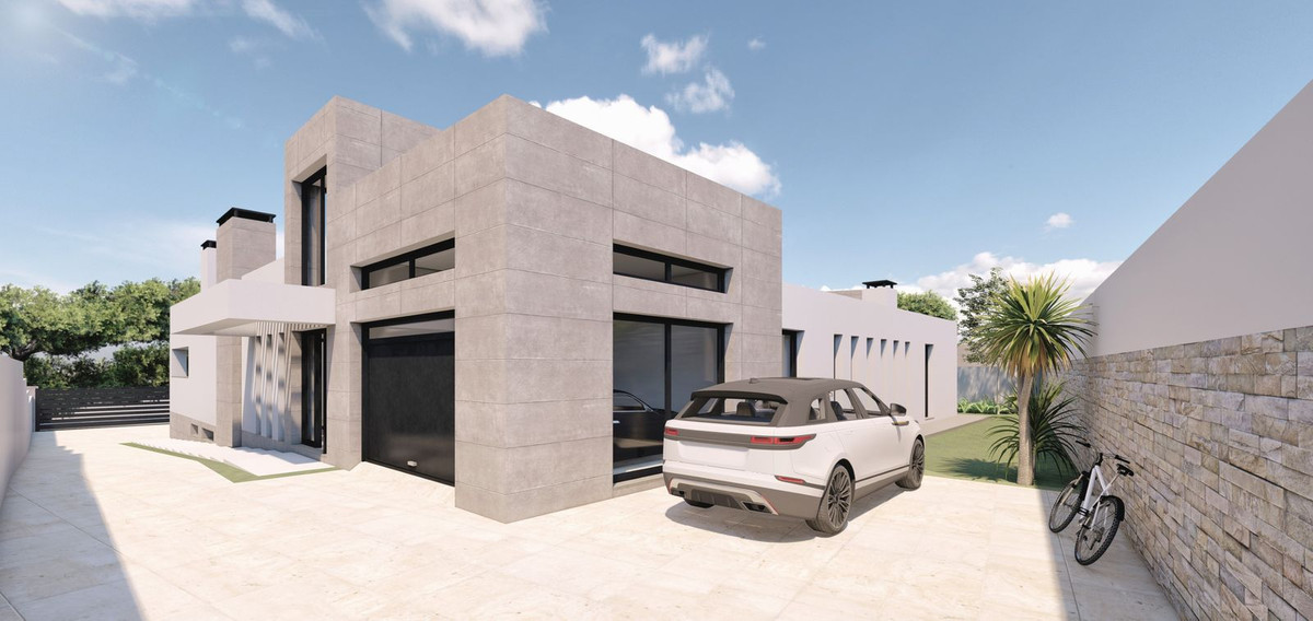 R5005285 - 6 Bedroom Villa in Mijas Costa, Malaga