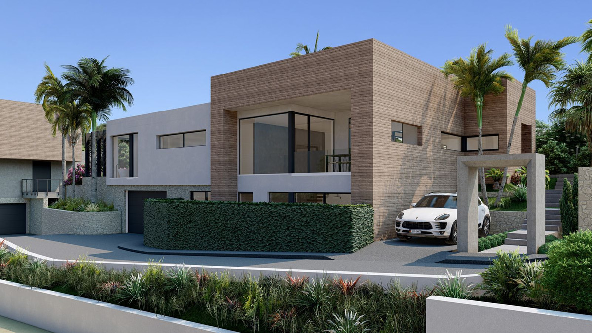 R5006056 - 4 Bedroom Villa in Marbella, Malaga