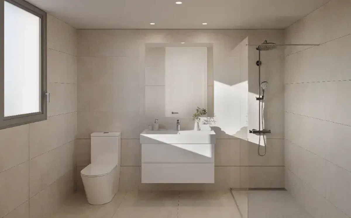R5003473 - 3 Dormitorio Apartamento en Estepona, Málaga