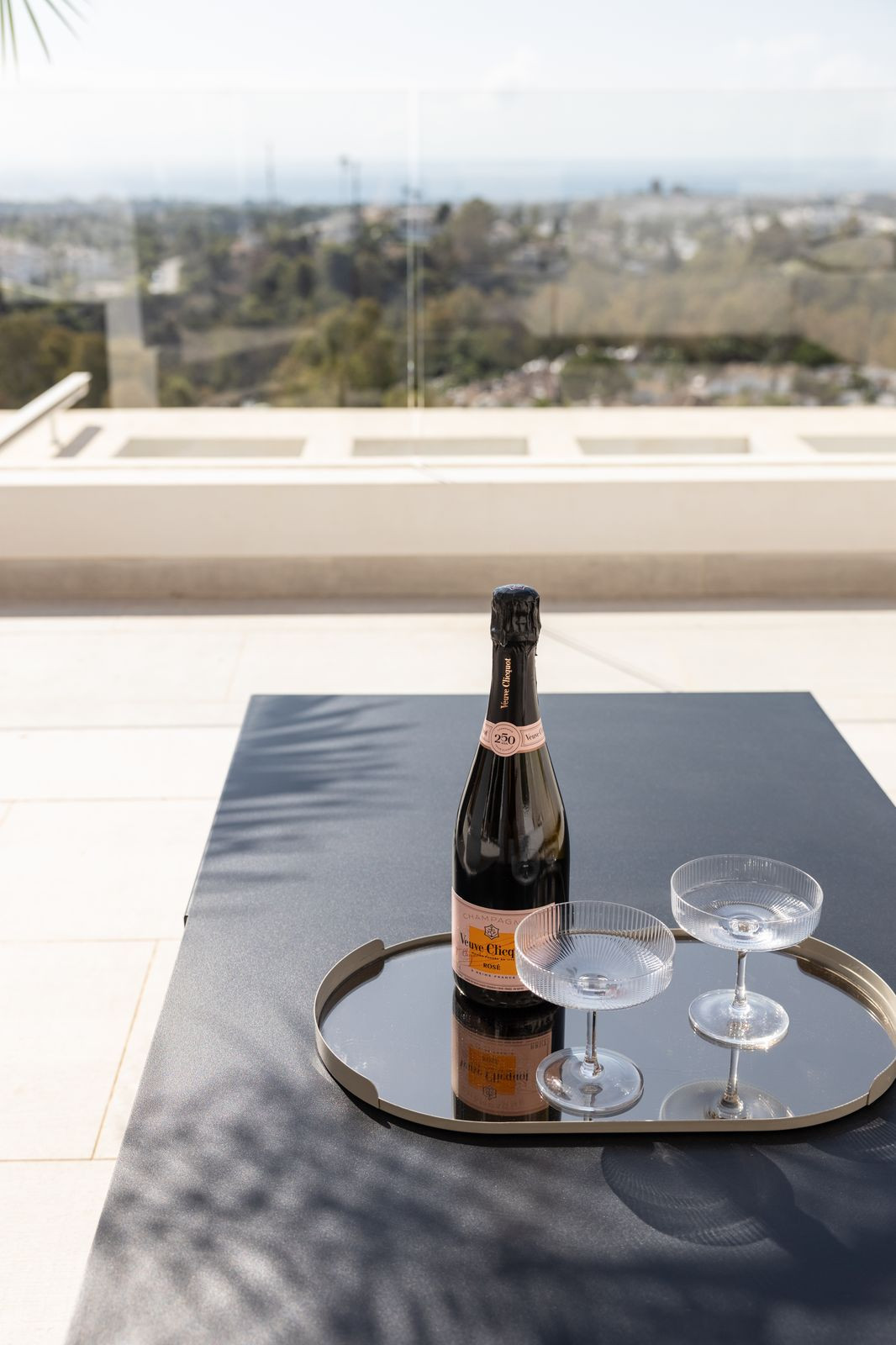 R5010535 - 3 Dormitorio Apartamento en Marbella, Málaga
